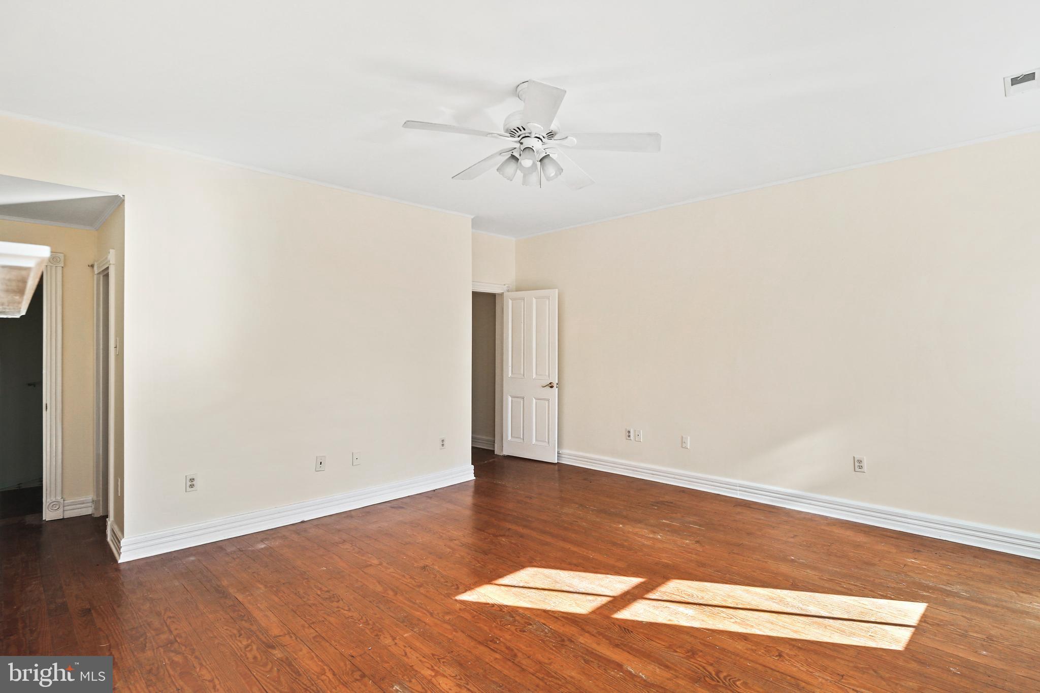 BUTCHERS HILL - Residential Lease