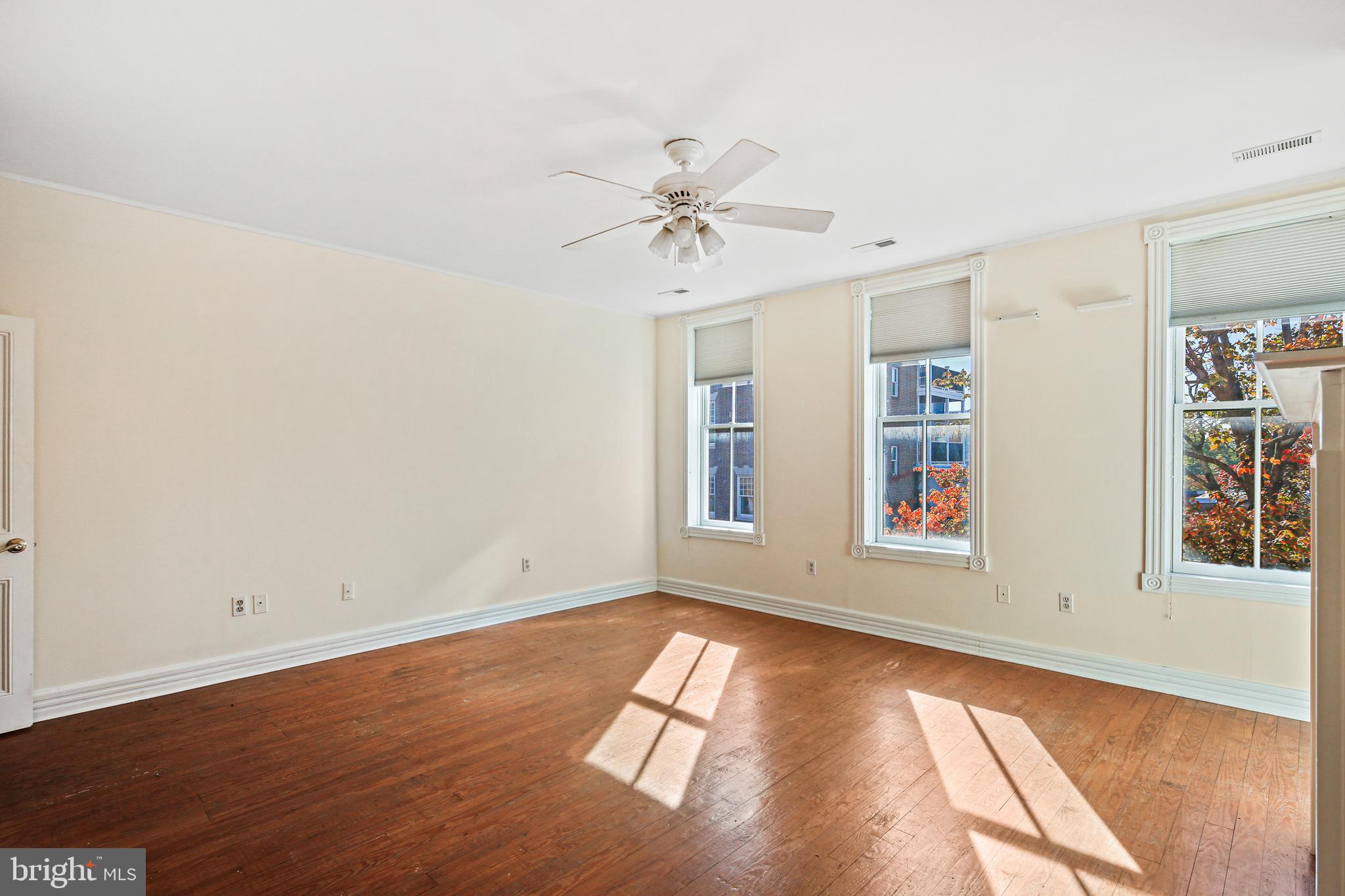 BUTCHERS HILL - Residential Lease