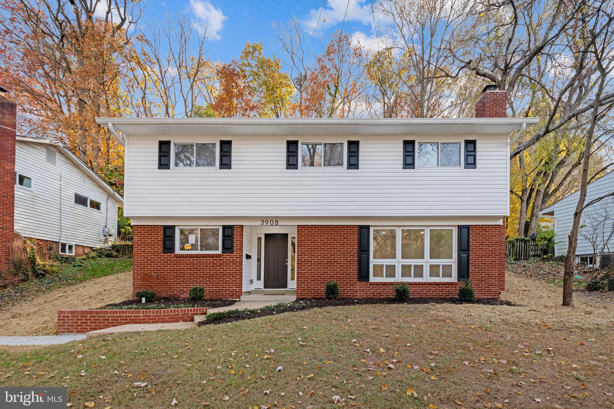 ROCK CREEK PALISADES - Residential