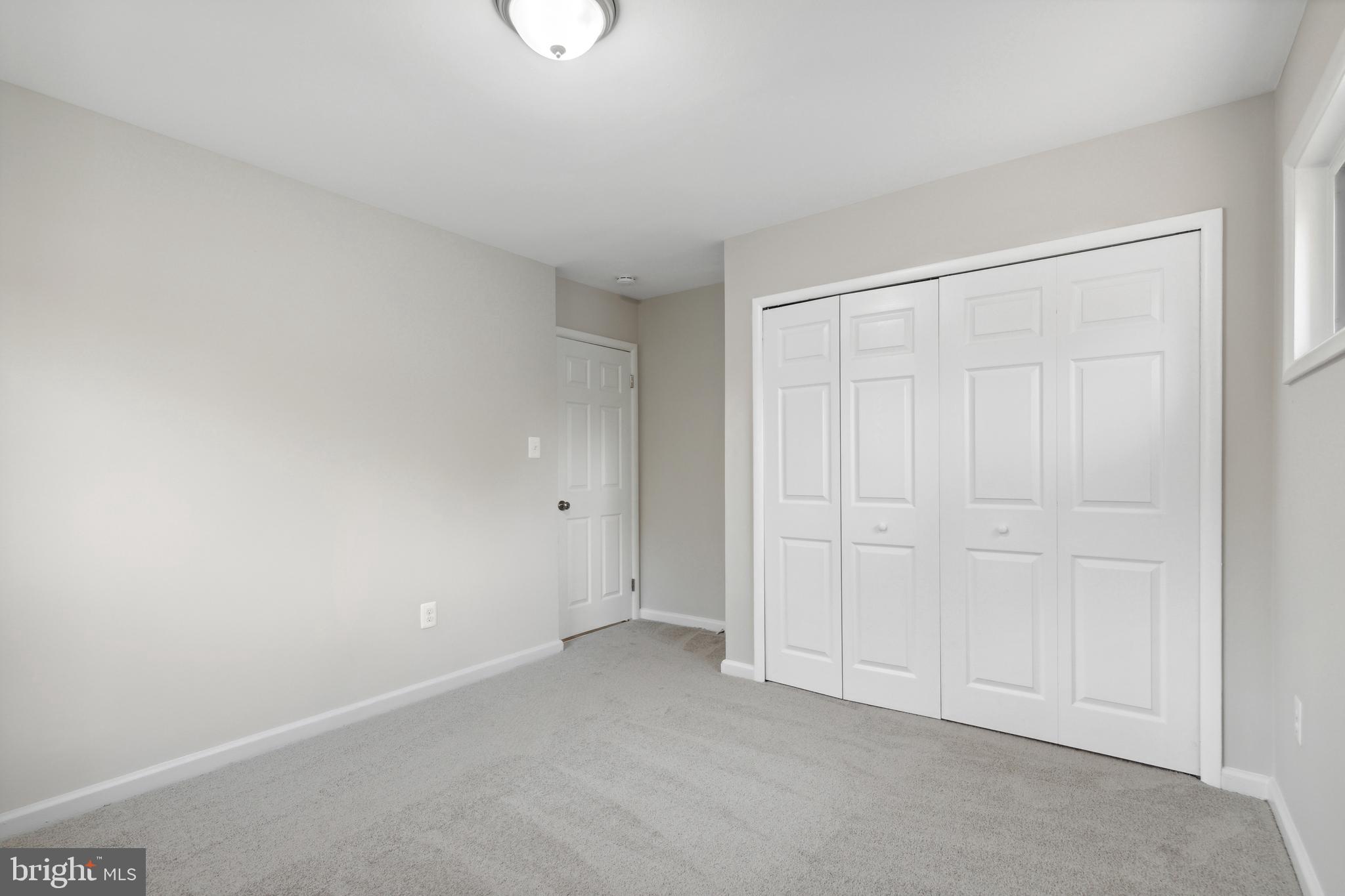 ROCK CREEK PALISADES - Residential