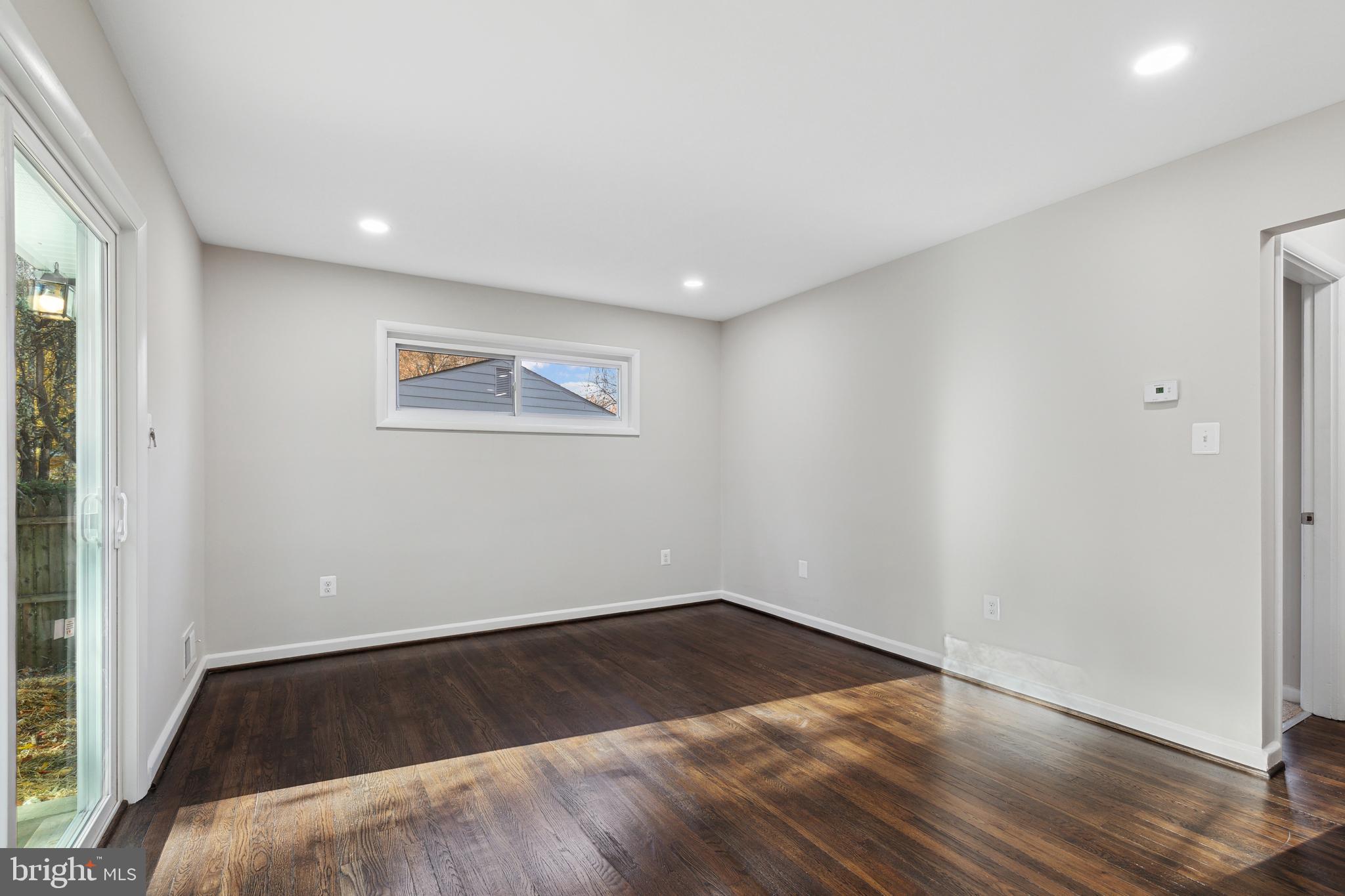 ROCK CREEK PALISADES - Residential