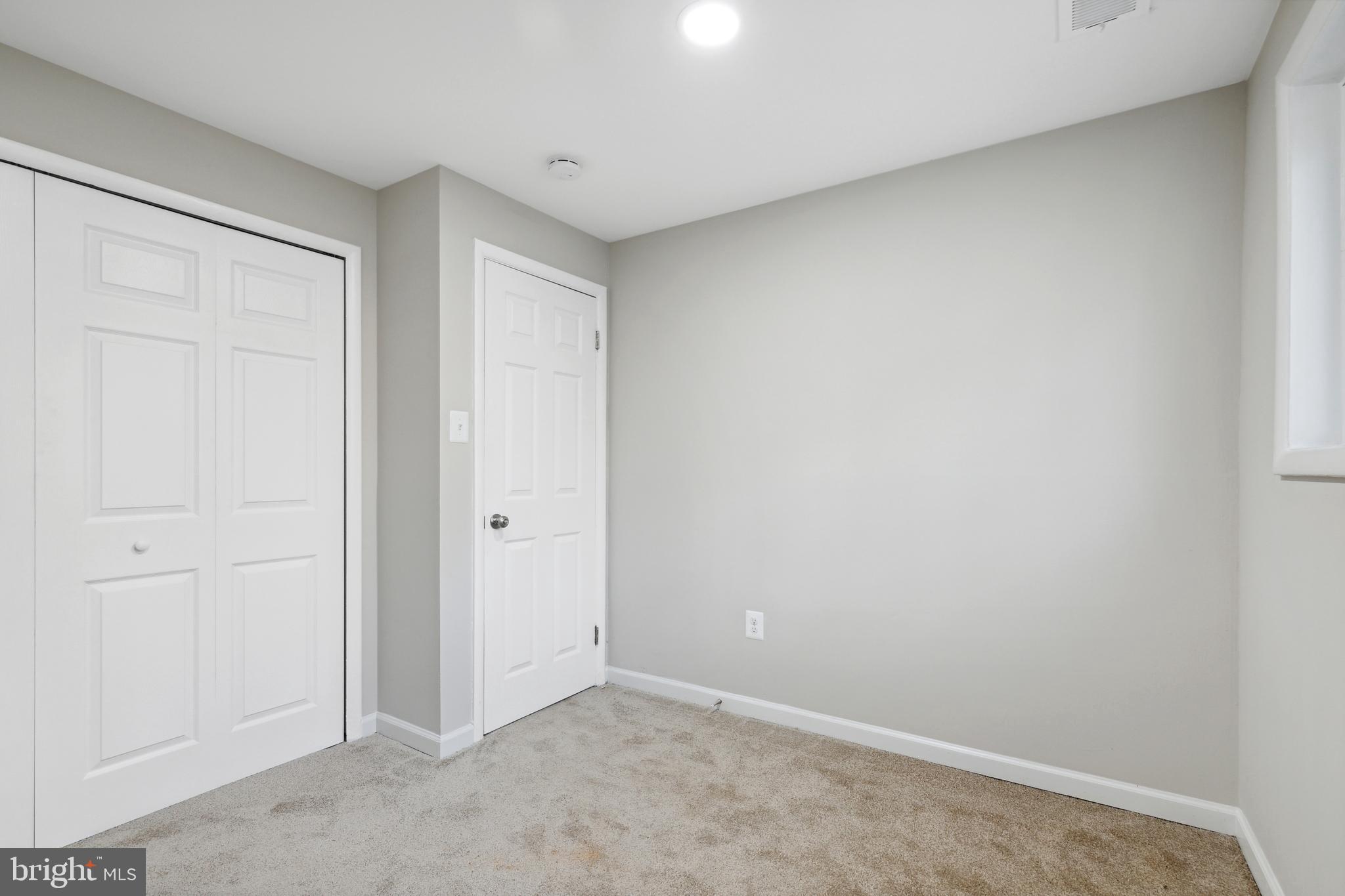 ROCK CREEK PALISADES - Residential