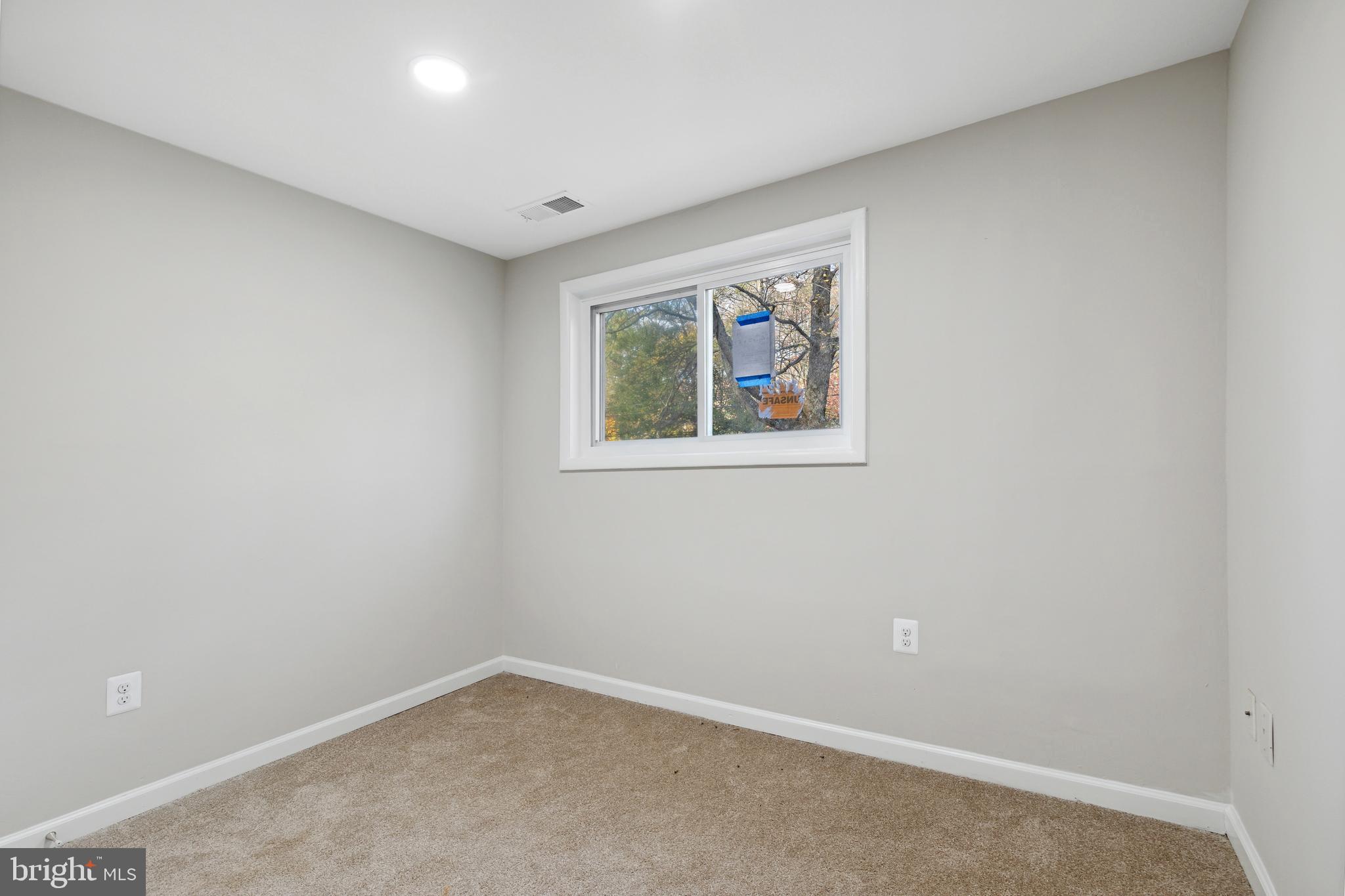 ROCK CREEK PALISADES - Residential