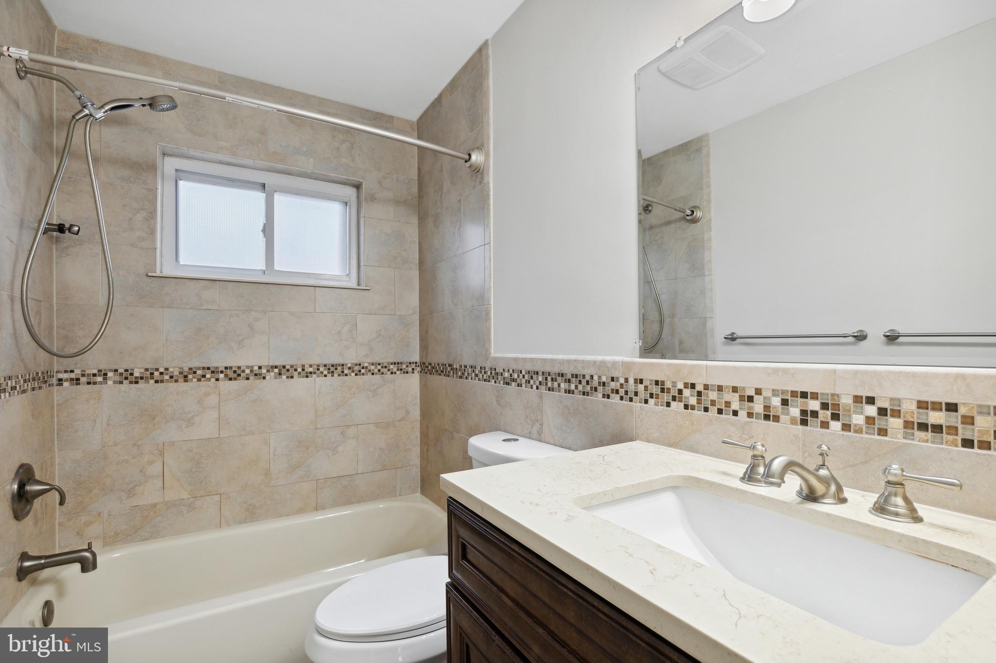 ROCK CREEK PALISADES - Residential