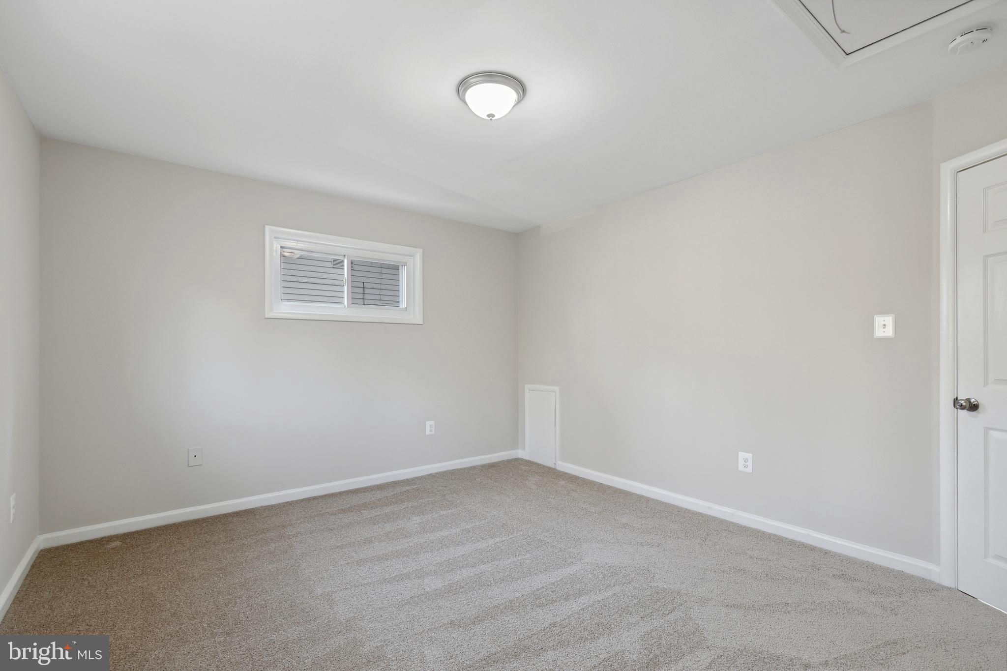 ROCK CREEK PALISADES - Residential