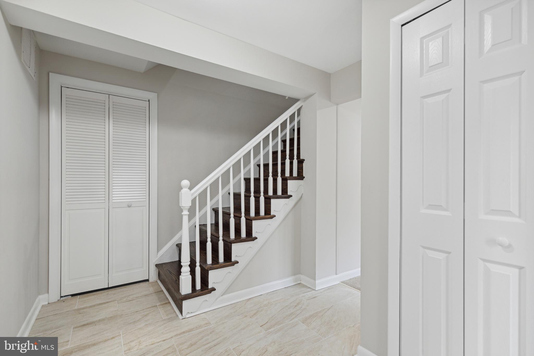 ROCK CREEK PALISADES - Residential