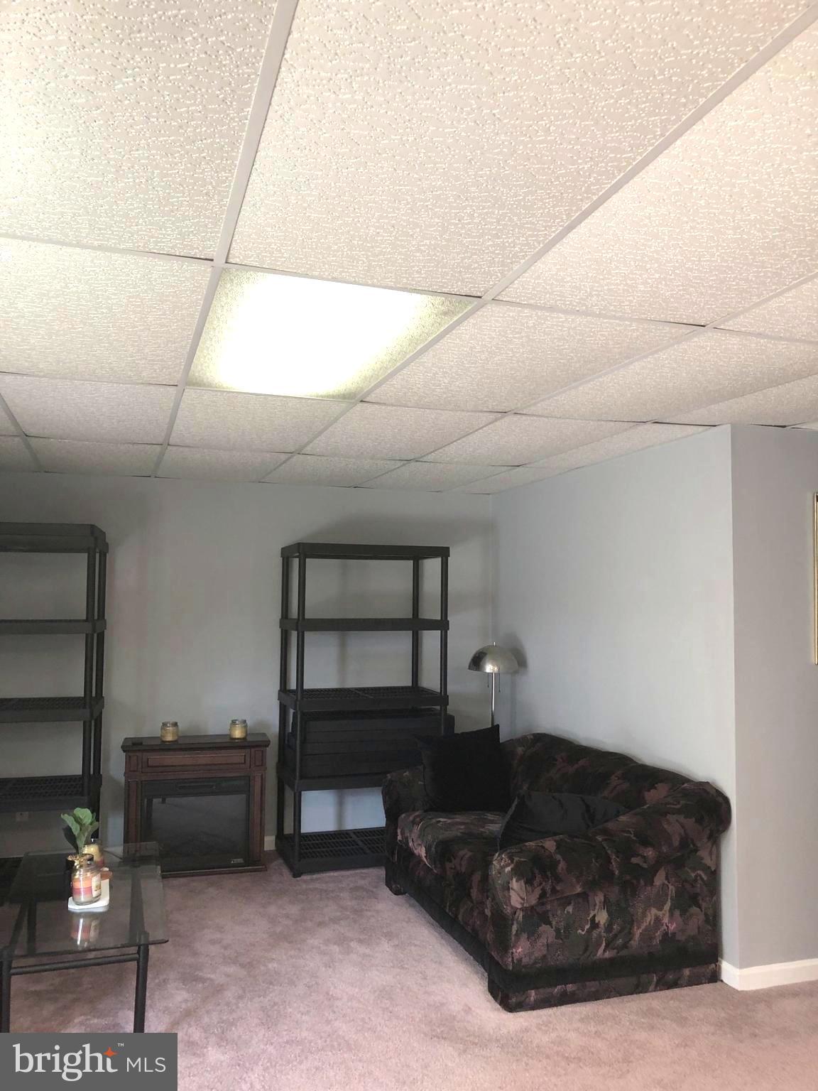 SOUTH HAMPTON - Residential