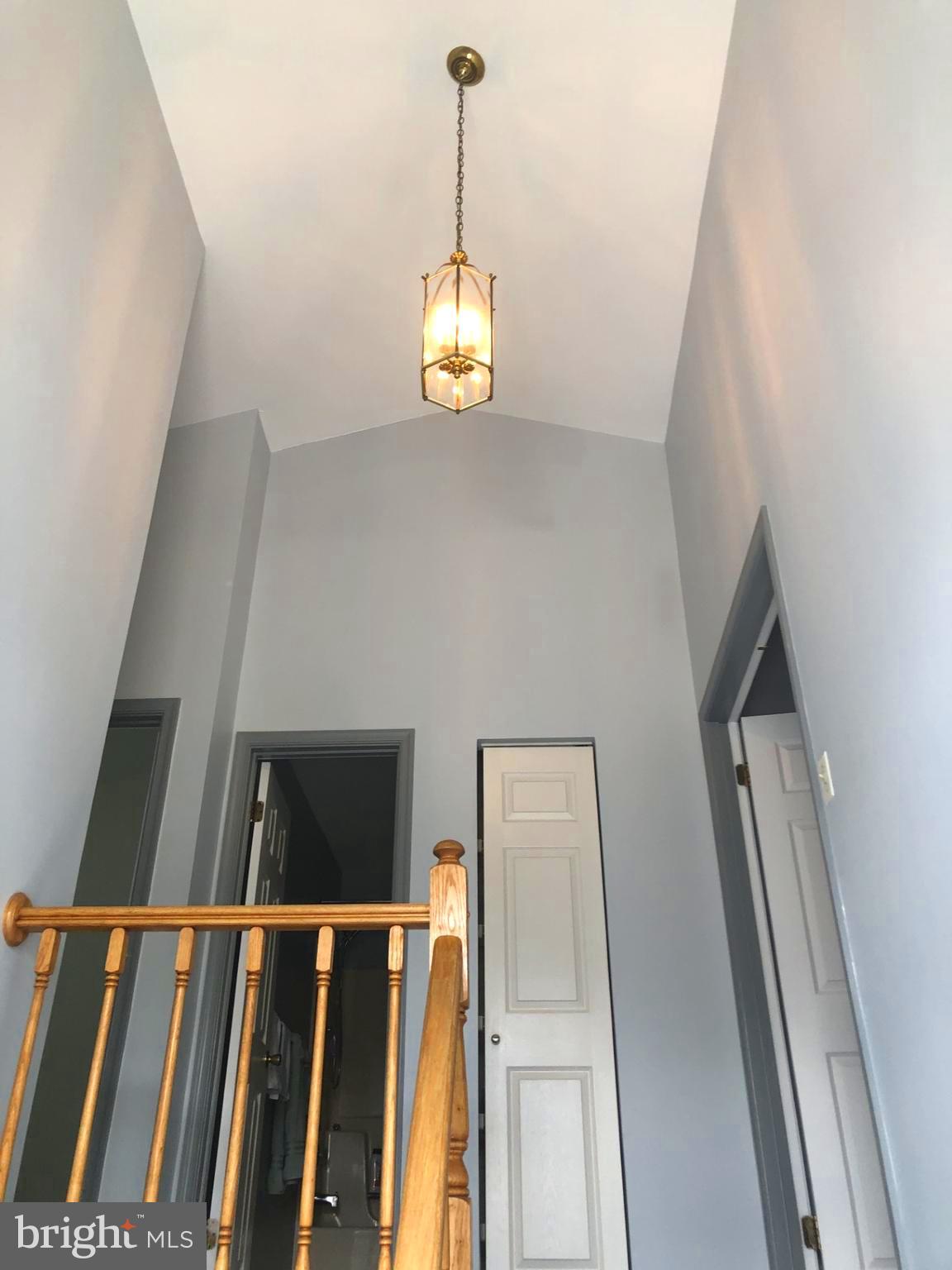 SOUTH HAMPTON - Residential