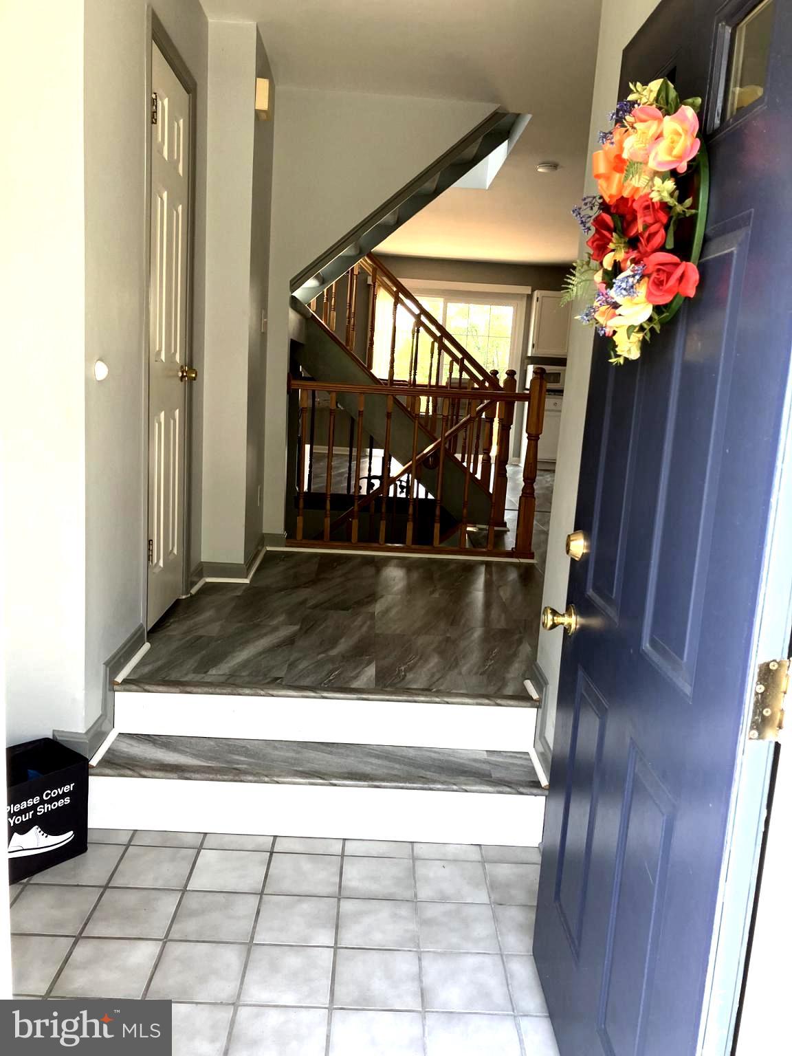 SOUTH HAMPTON - Residential