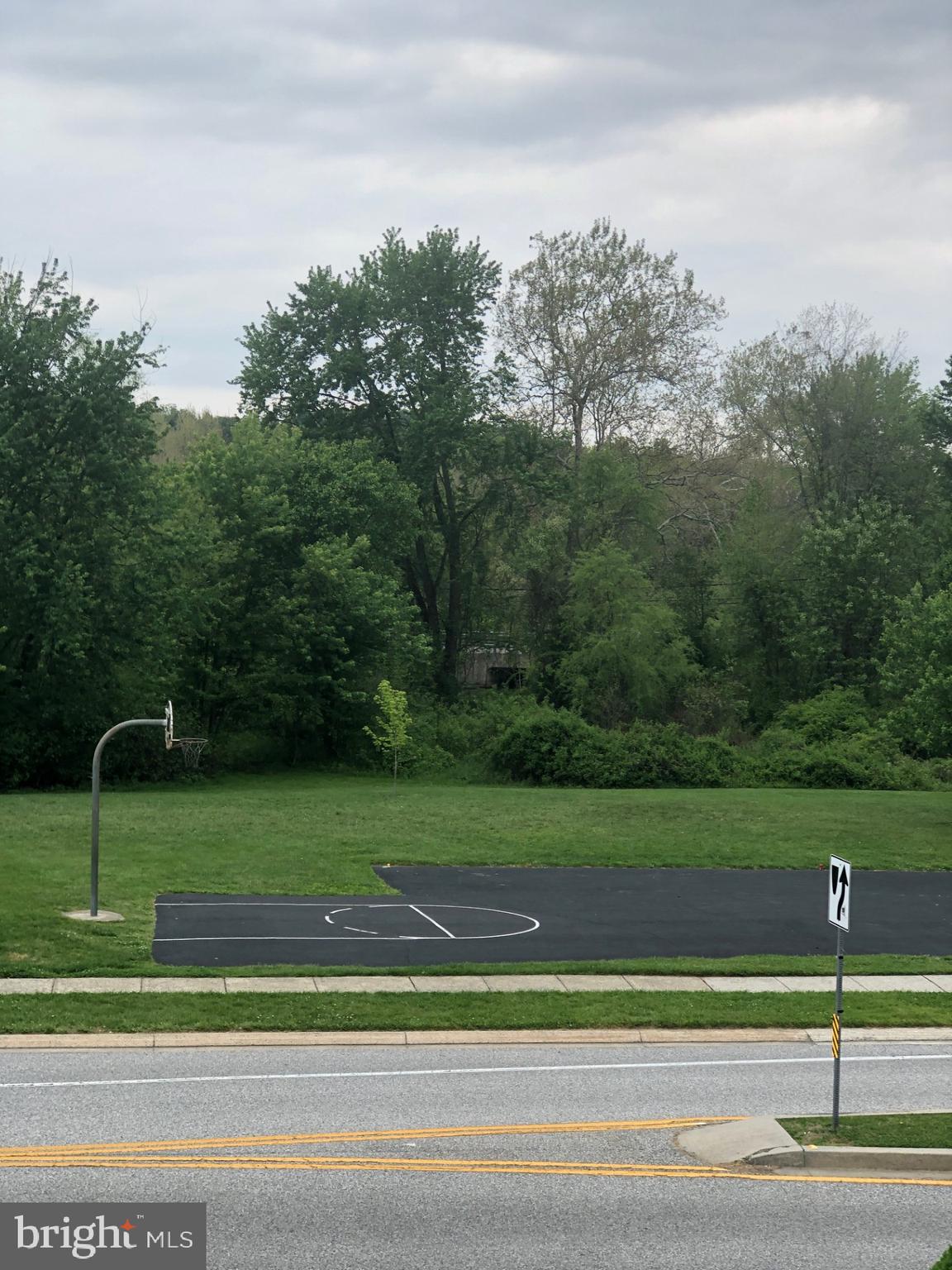 SOUTH HAMPTON - Residential