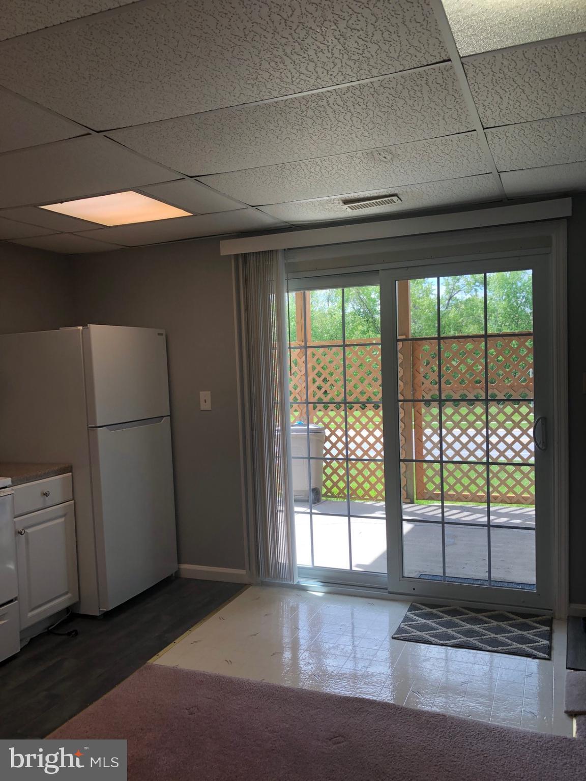 SOUTH HAMPTON - Residential