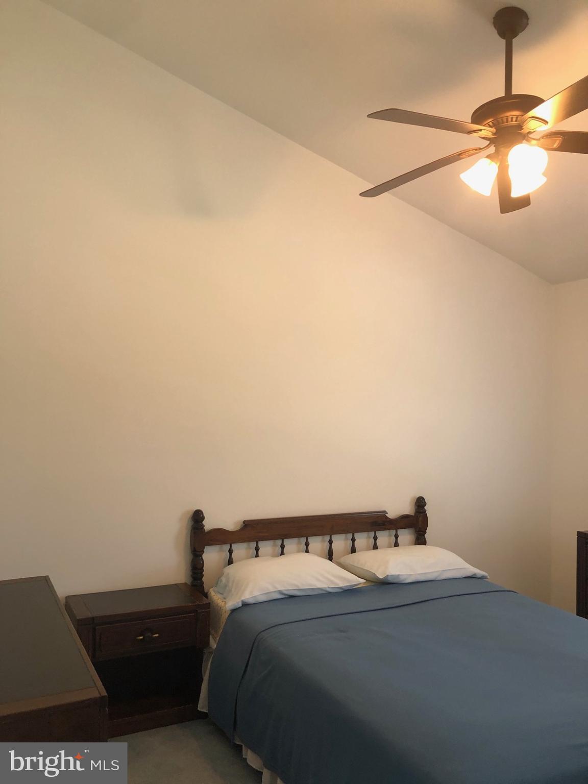 SOUTH HAMPTON - Residential