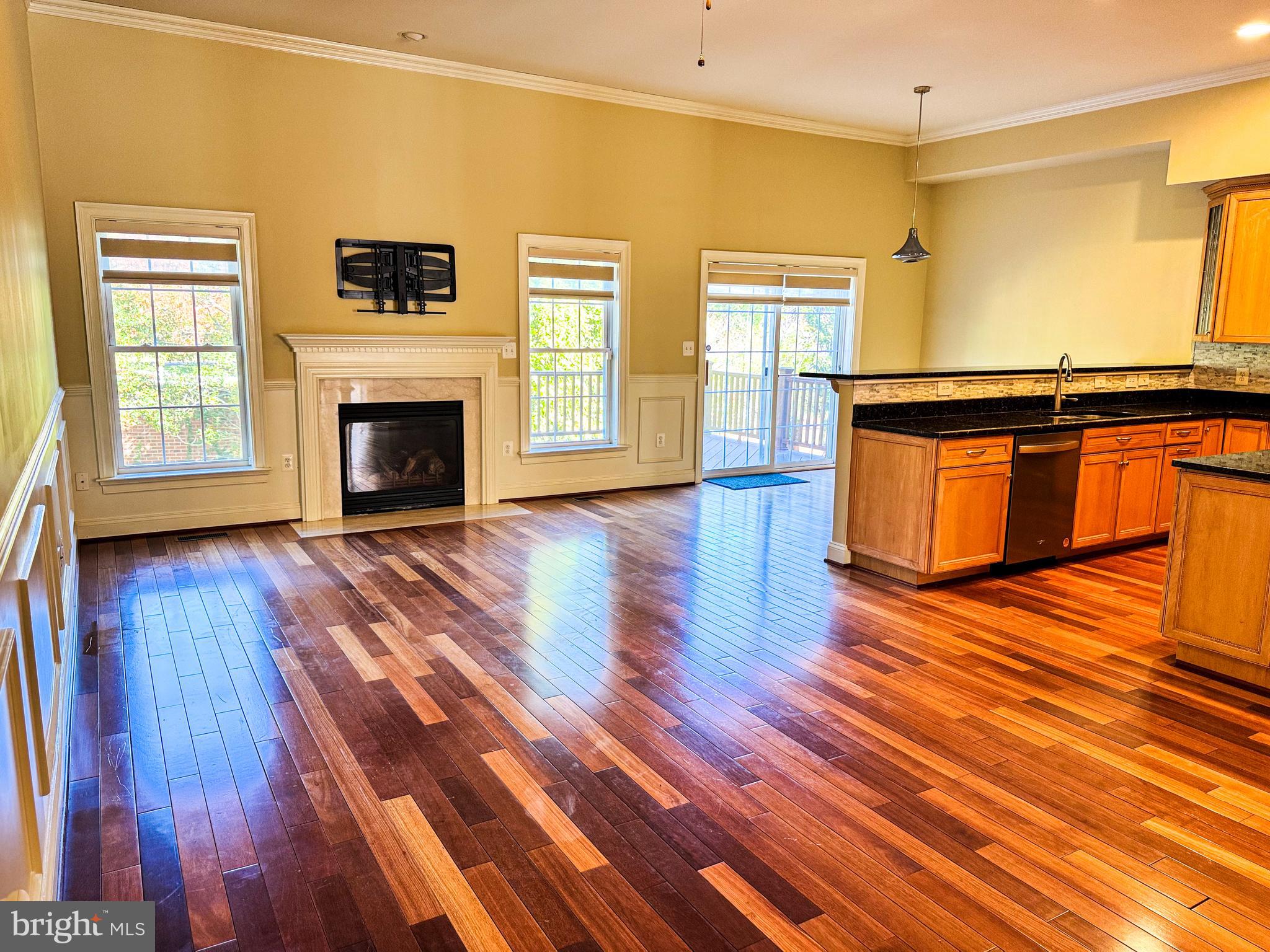 FAIRFAX PARK - Residential Lease