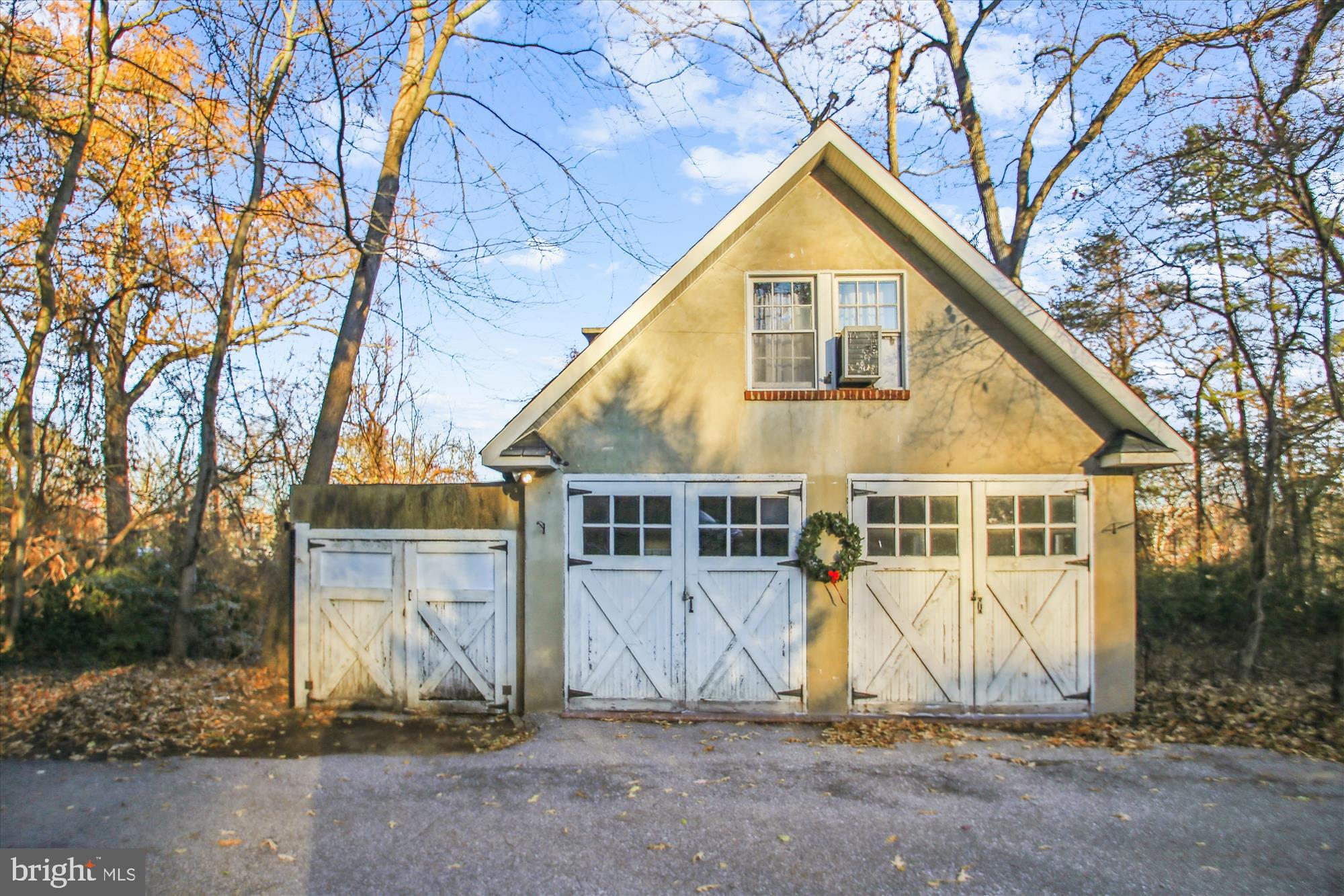 INDIAN LANDING - Residential