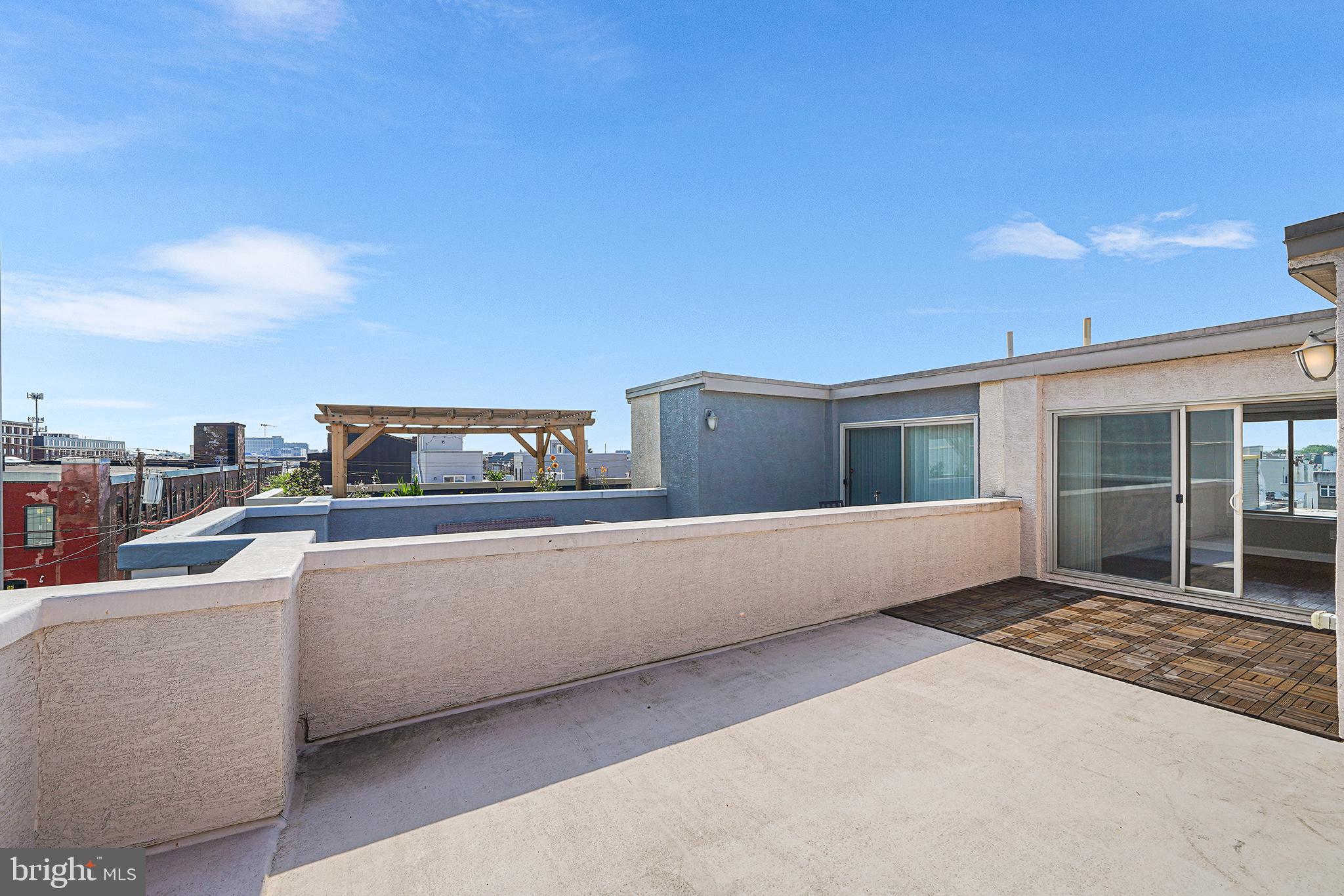 POINT BREEZE - Residential