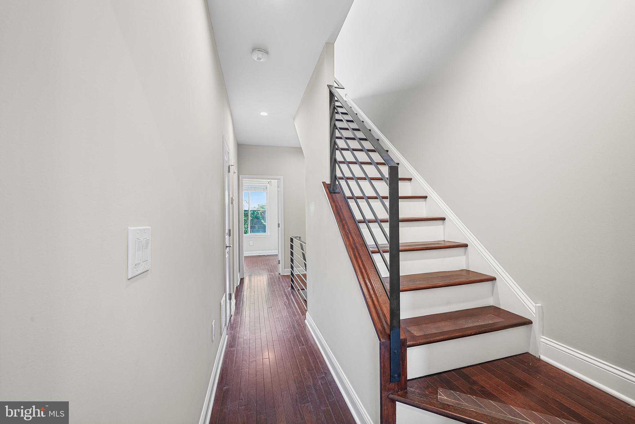 POINT BREEZE - Residential