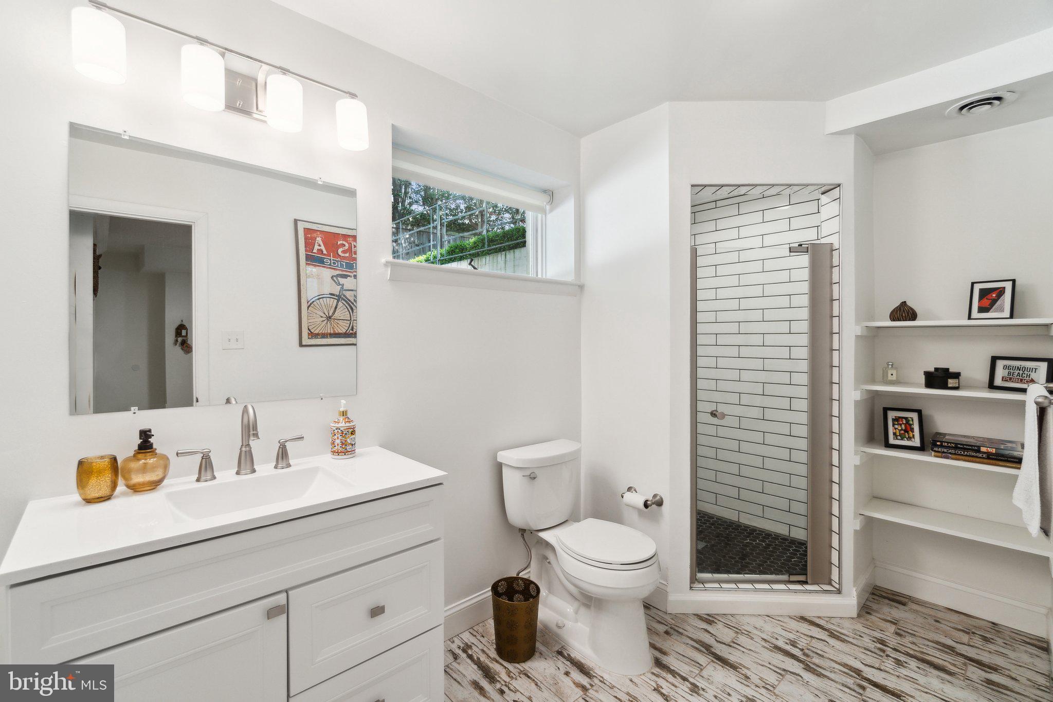 GOLF CLUB MANOR - Residential