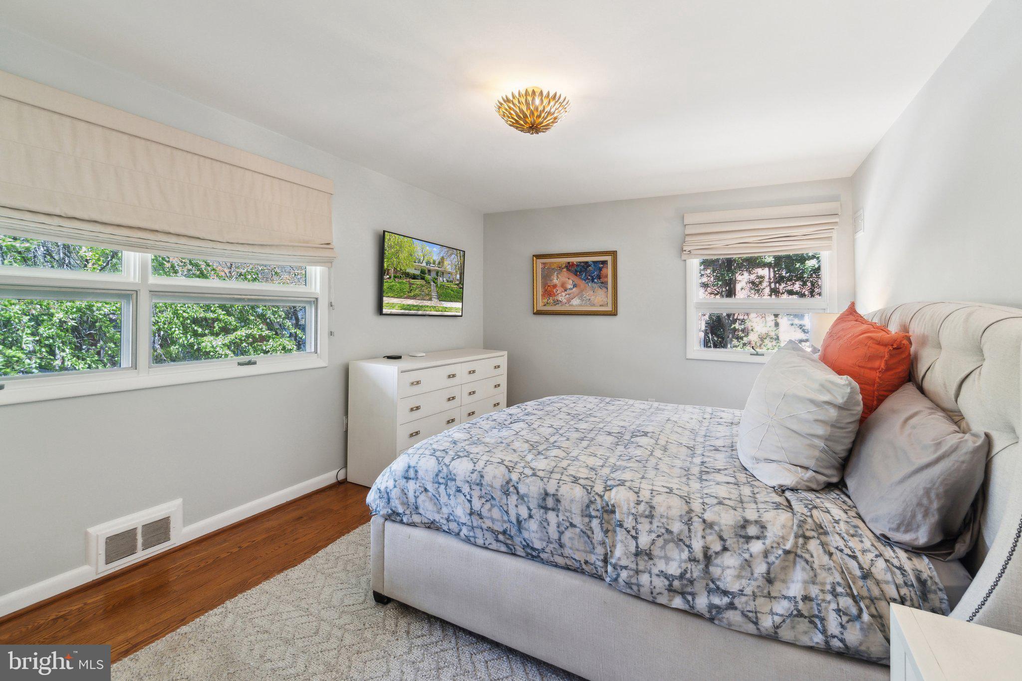 GOLF CLUB MANOR - Residential