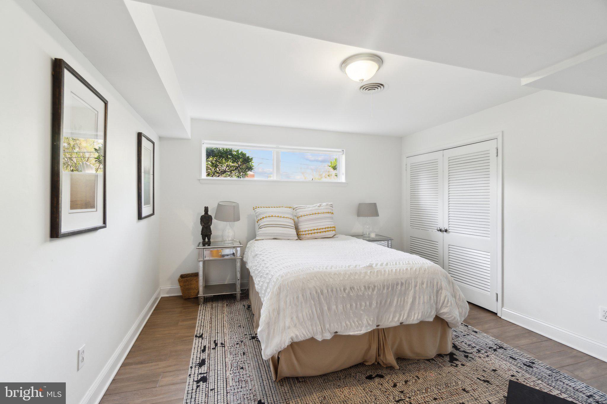 GOLF CLUB MANOR - Residential