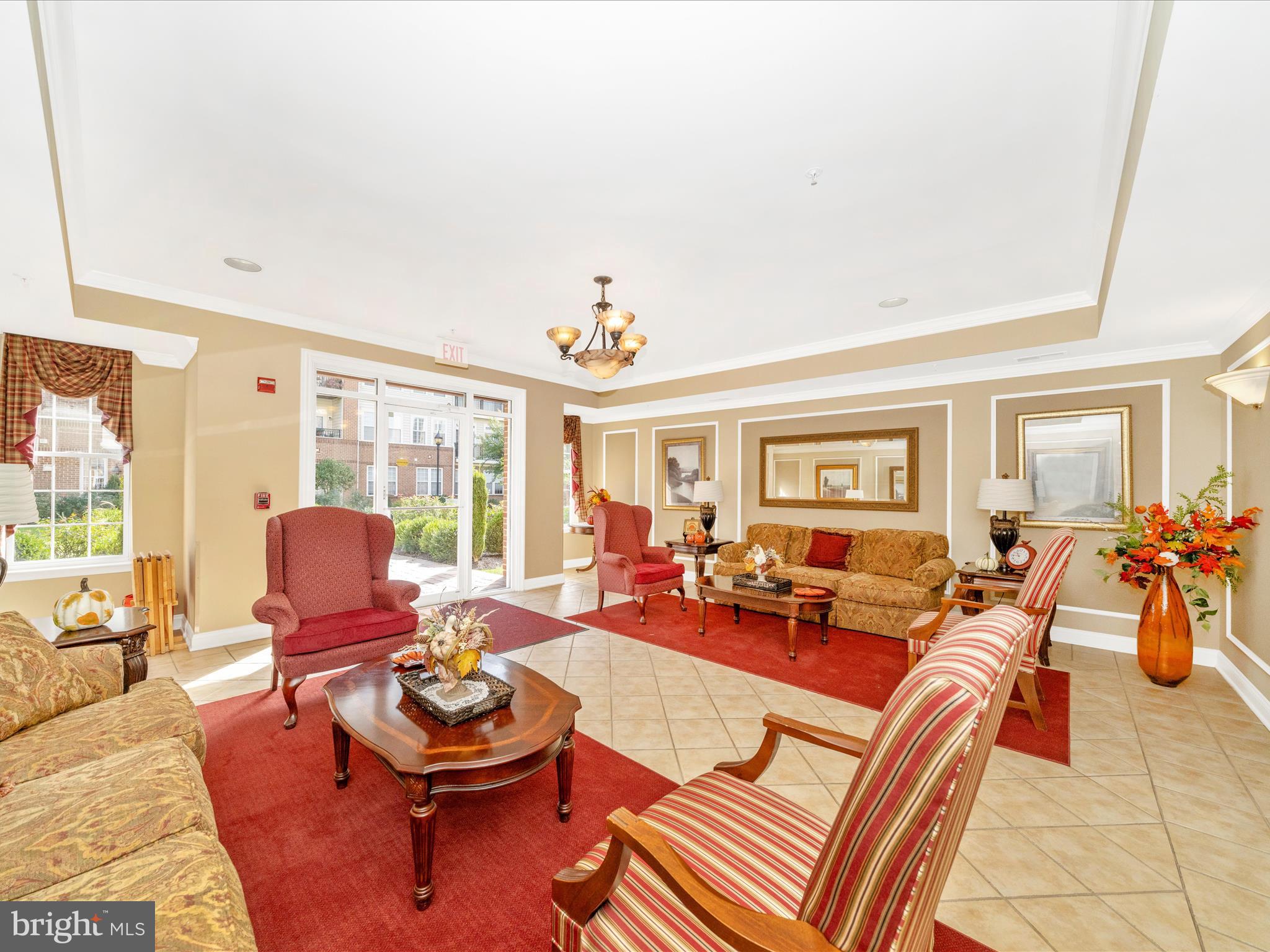 2520 KENSINGTON GARDENS 401