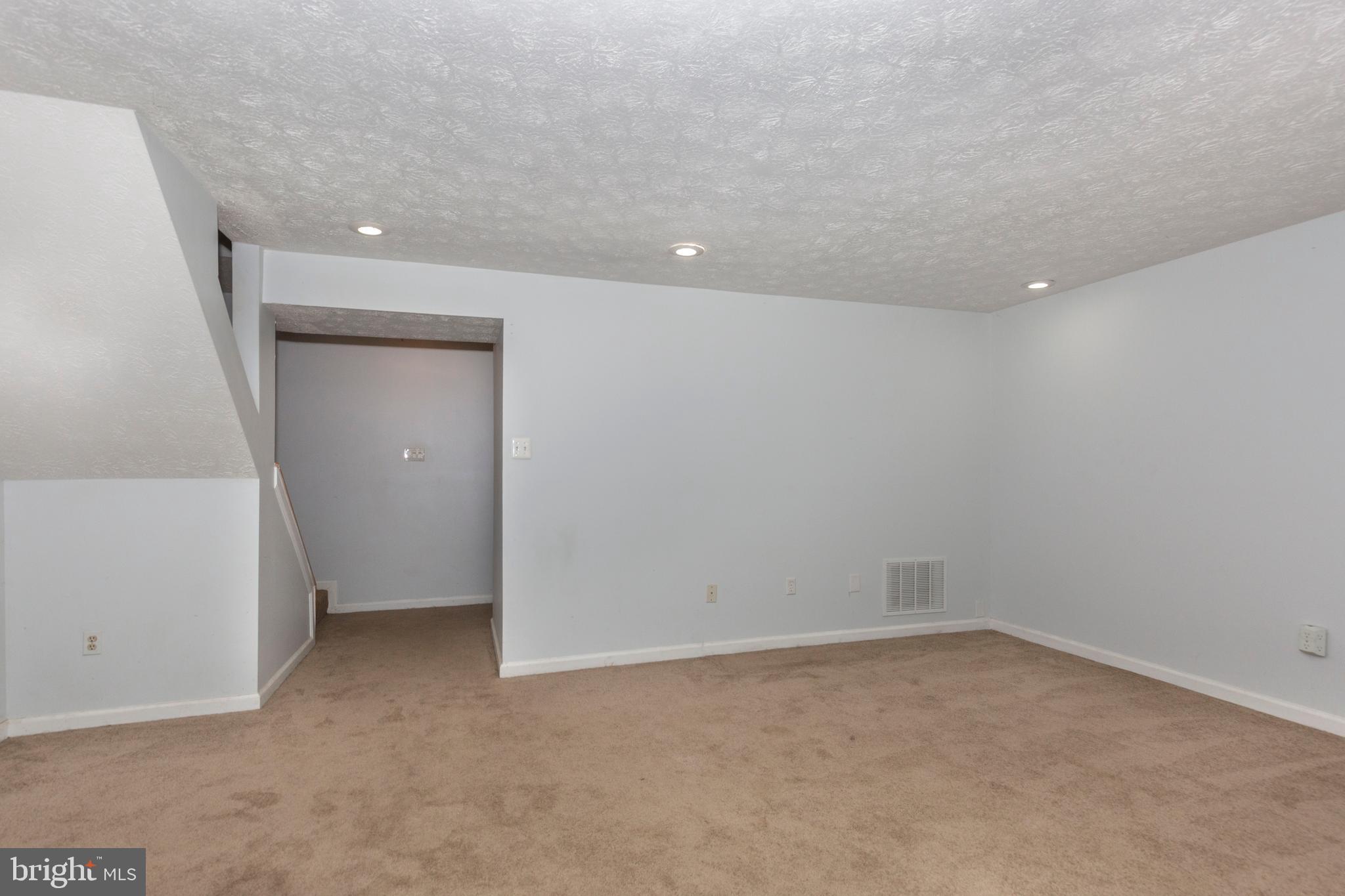 AVONDALE RUN - Residential