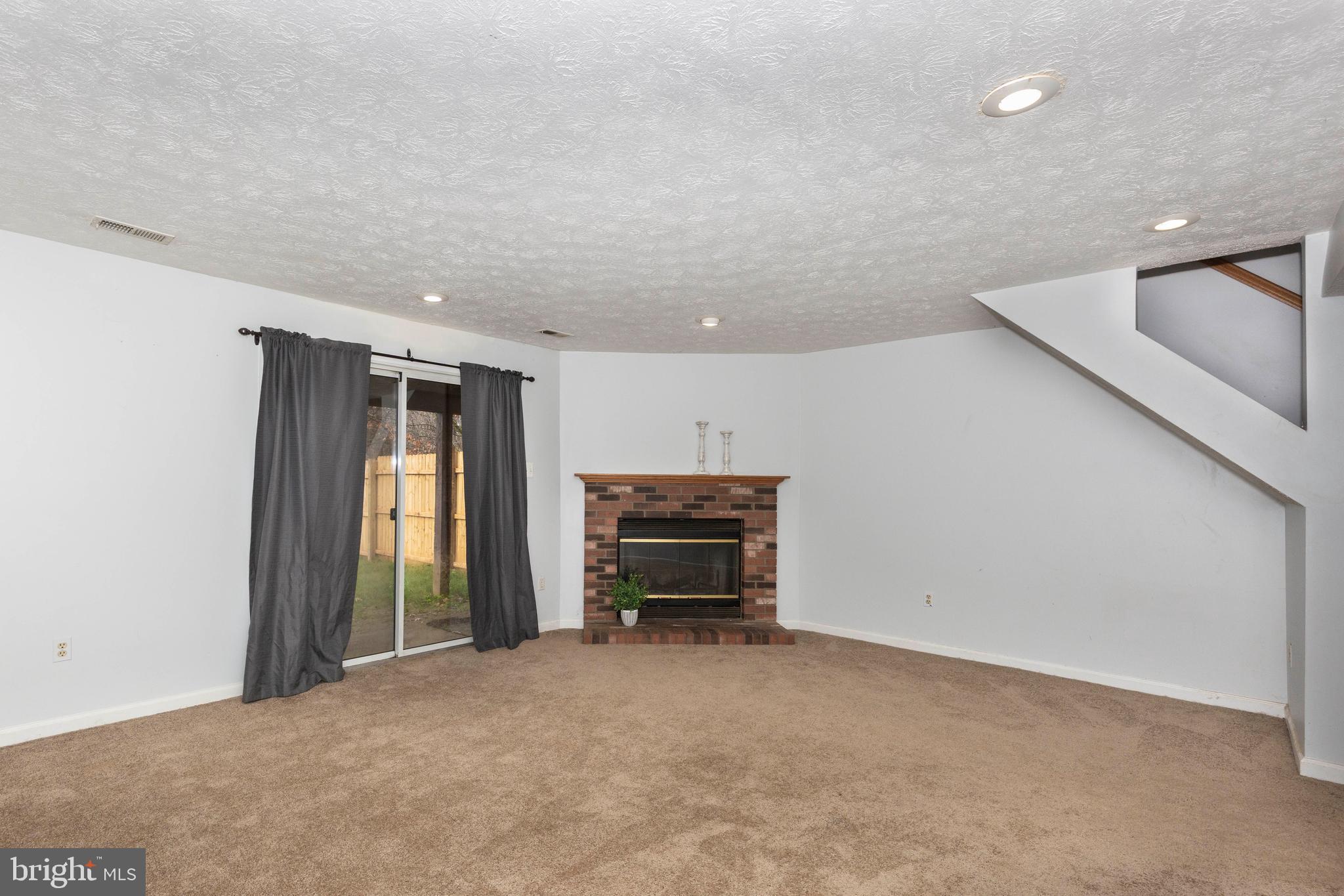 AVONDALE RUN - Residential