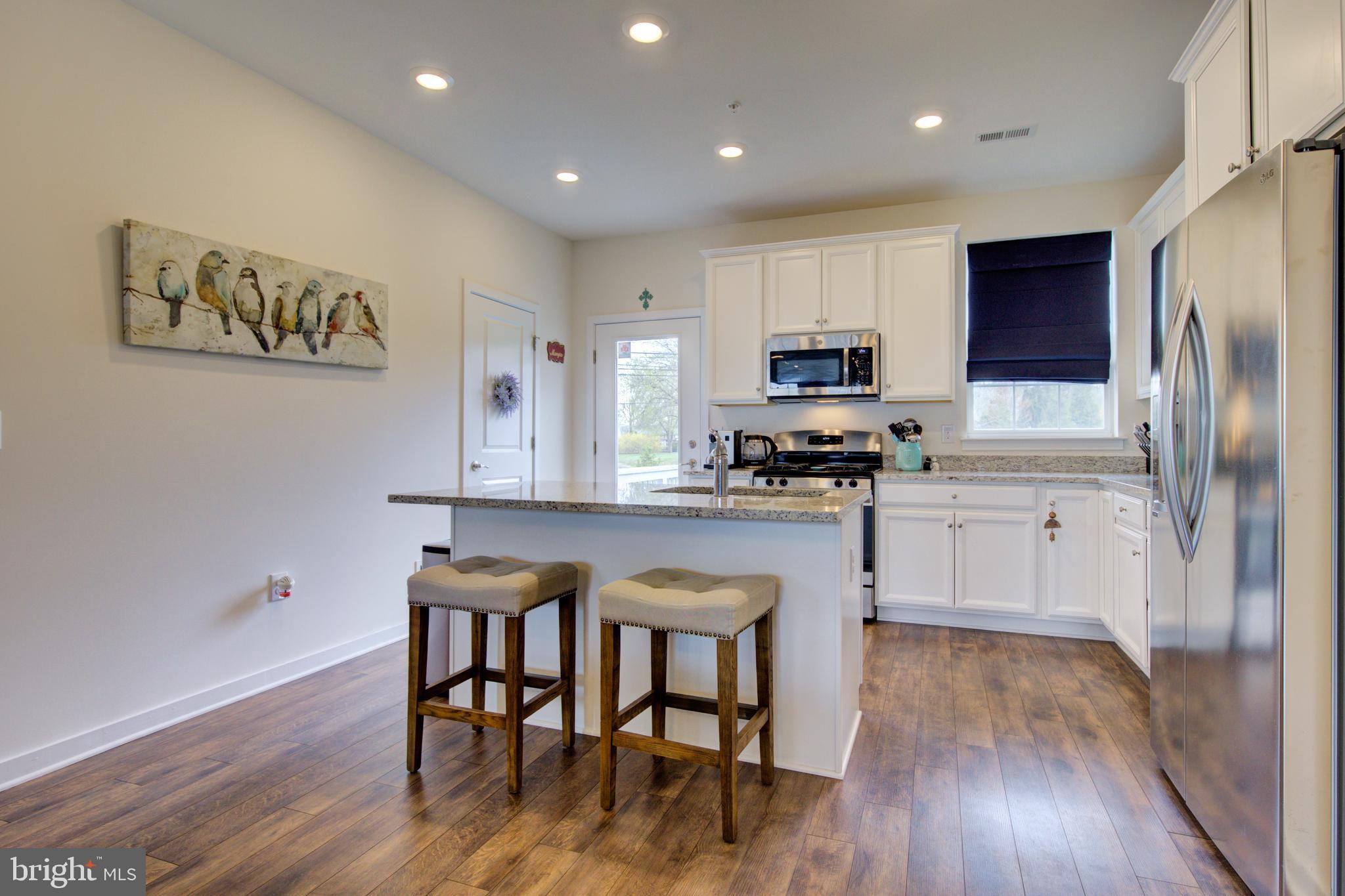 WHISPERING WOODS - Residential