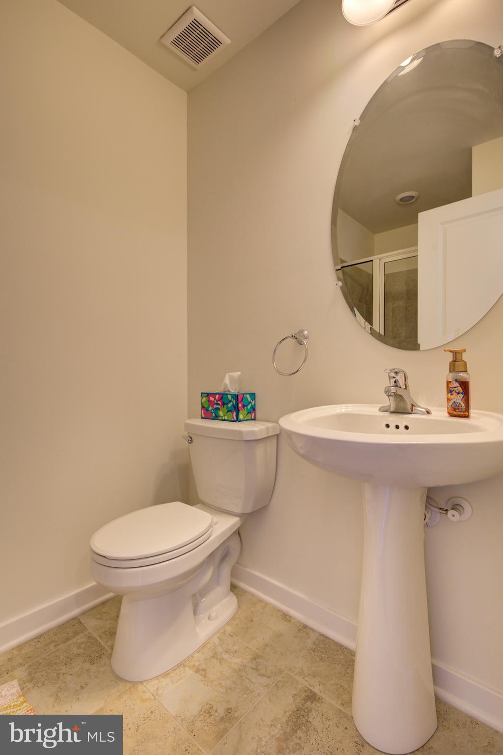 WHISPERING WOODS - Residential