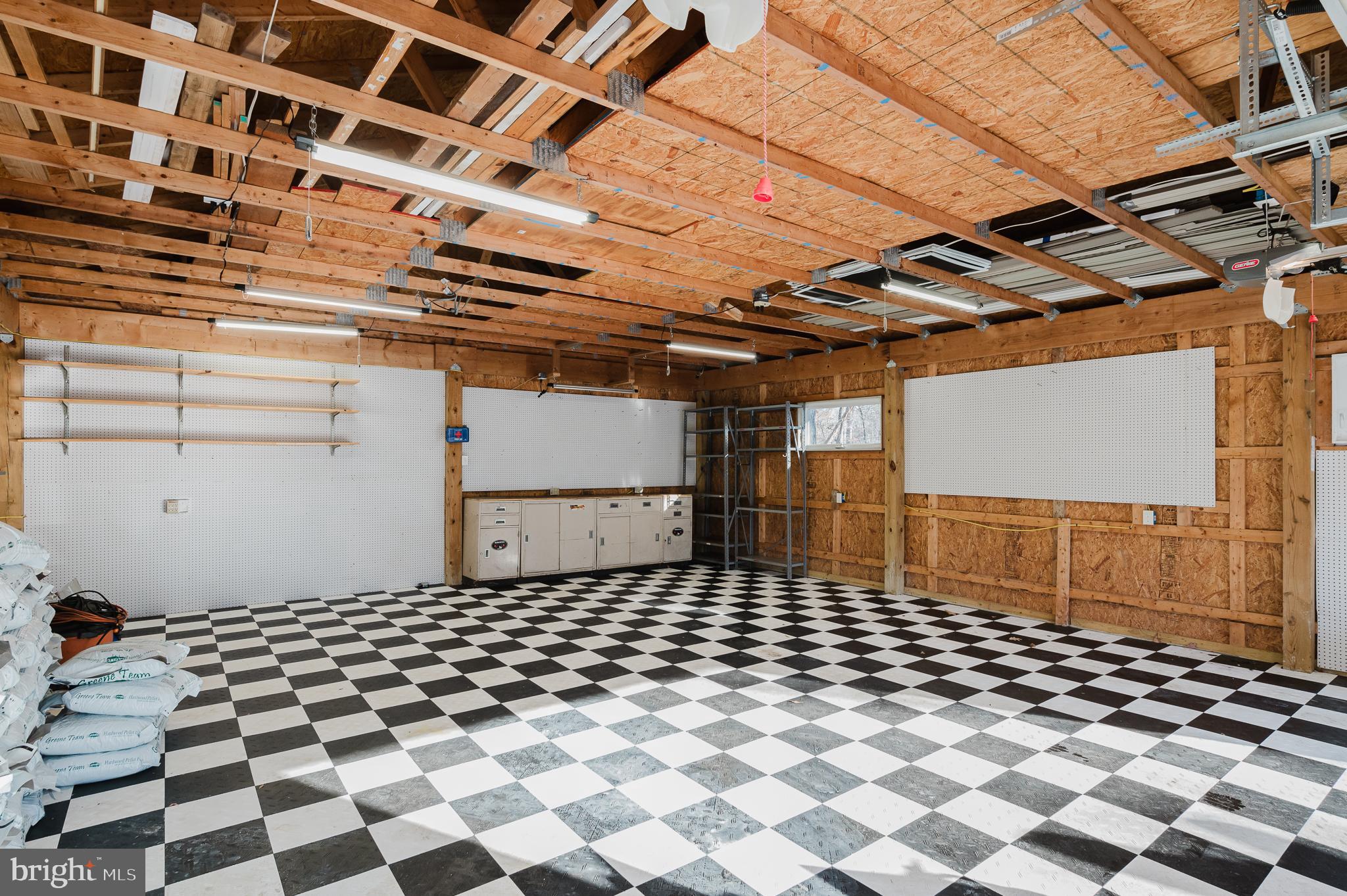 GREENSPRING HILLS - Residential