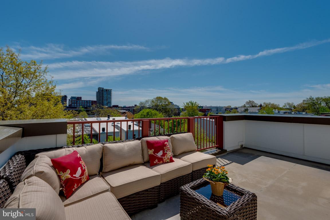 OLD TOWN COMMONS - Residential