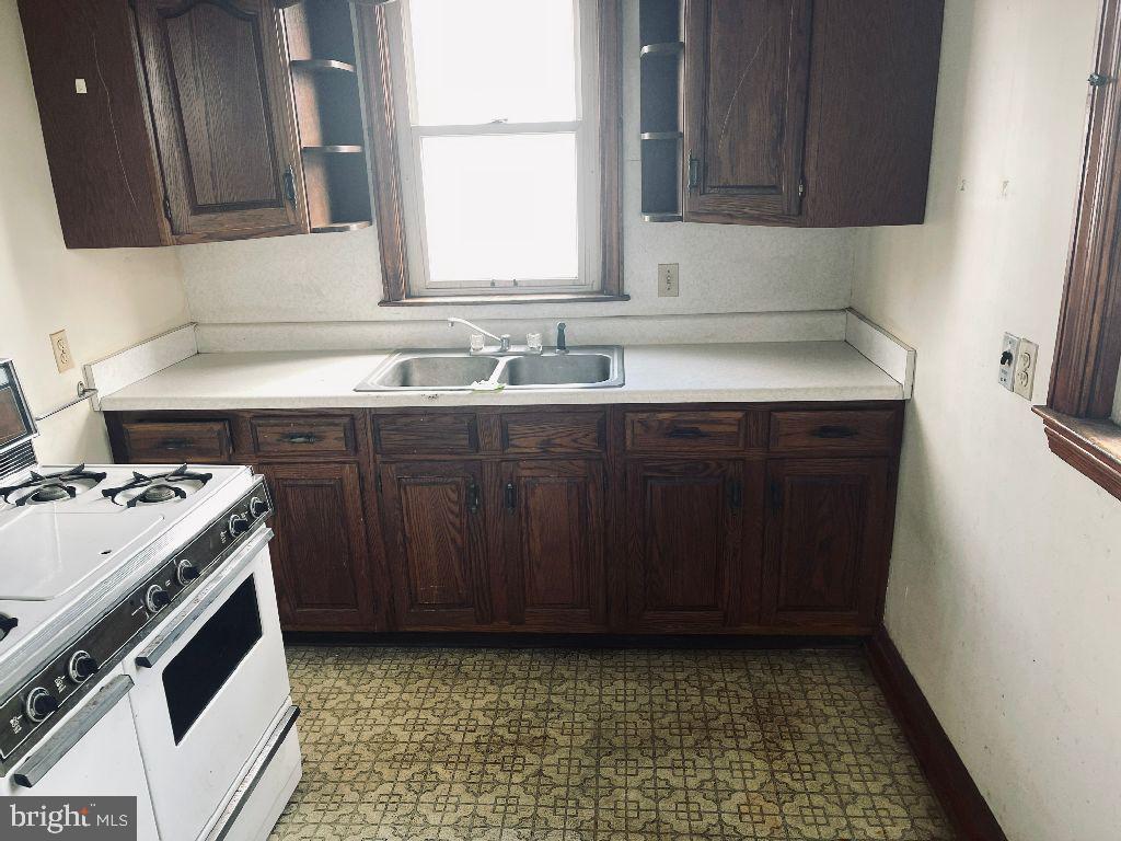 ROSEDALE - Residential