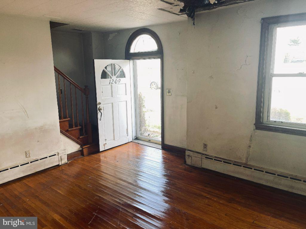 ROSEDALE - Residential