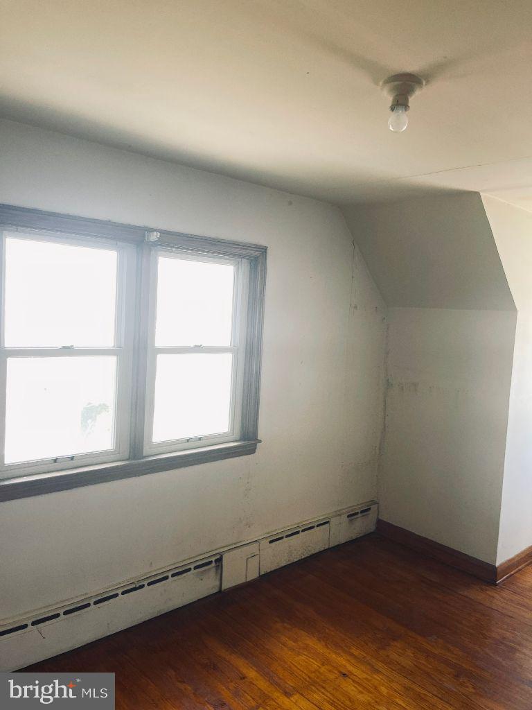 ROSEDALE - Residential