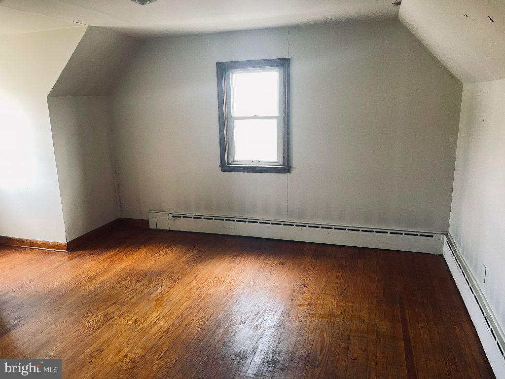 ROSEDALE - Residential