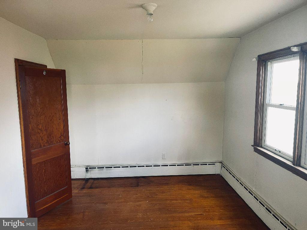 ROSEDALE - Residential