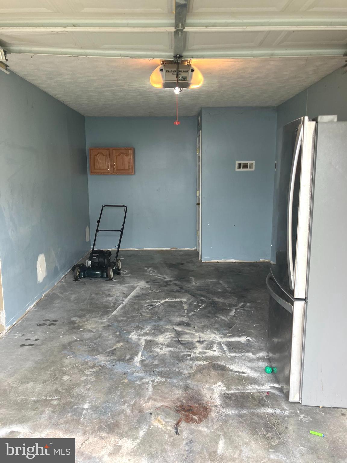 MILLS FARM - Residential