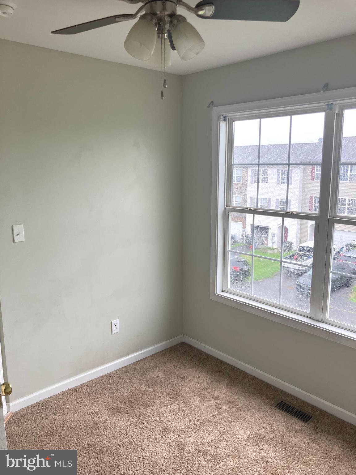 MILLS FARM - Residential