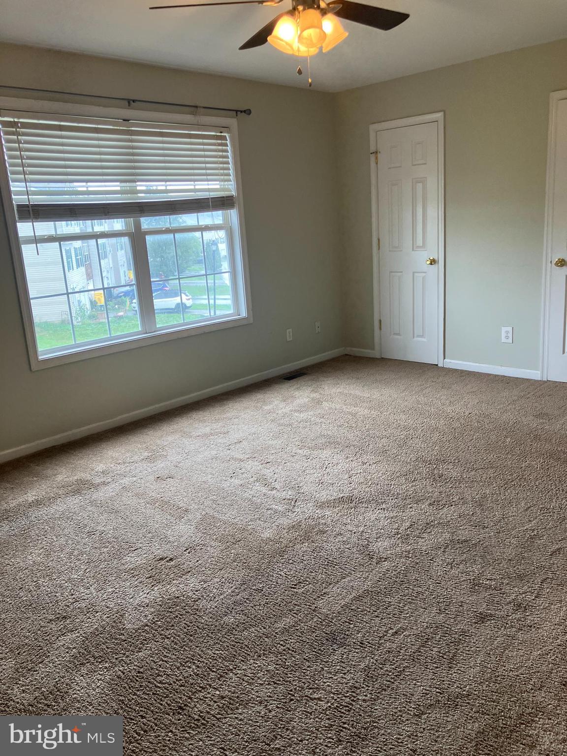 MILLS FARM - Residential