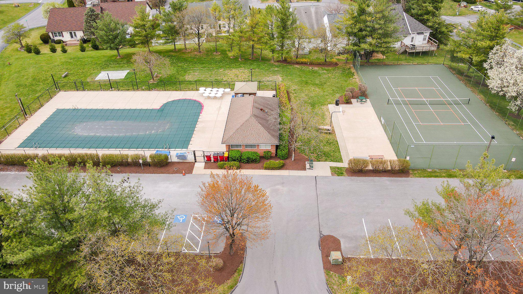 STONEBRIDGE - Residential