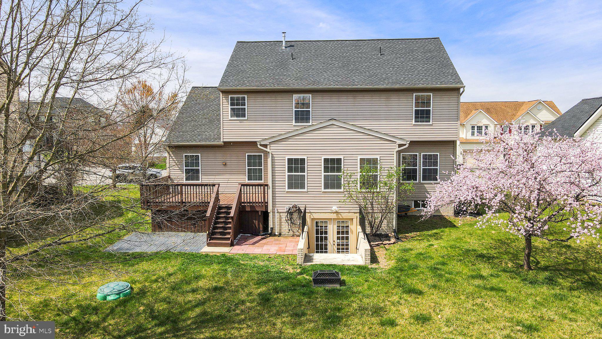 STONEBRIDGE - Residential