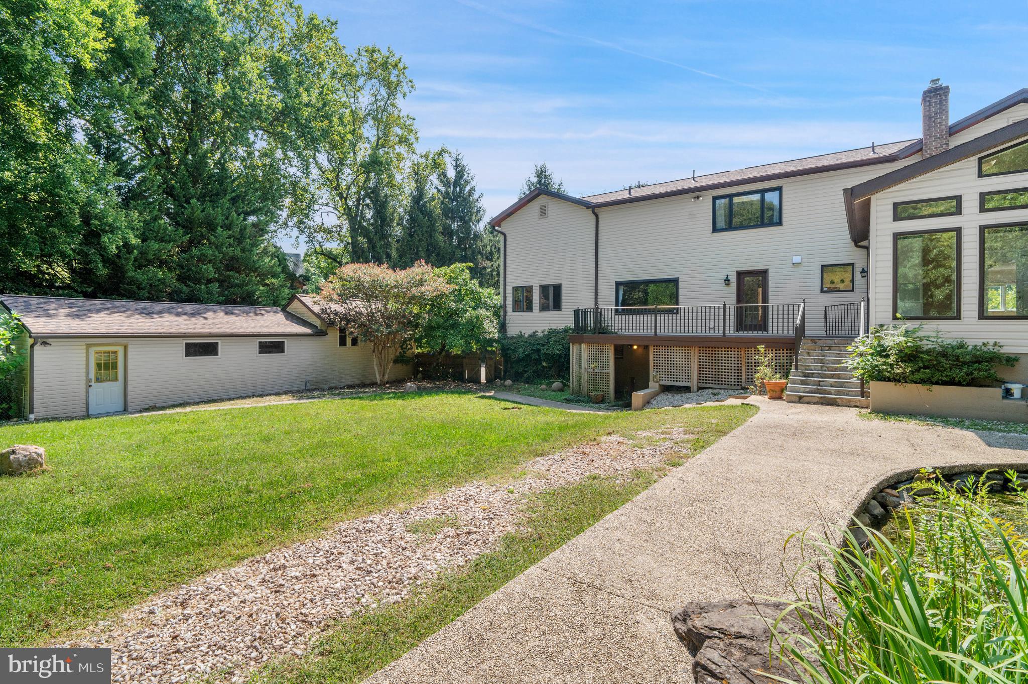 NORWOOD ESTATES - Residential Lease