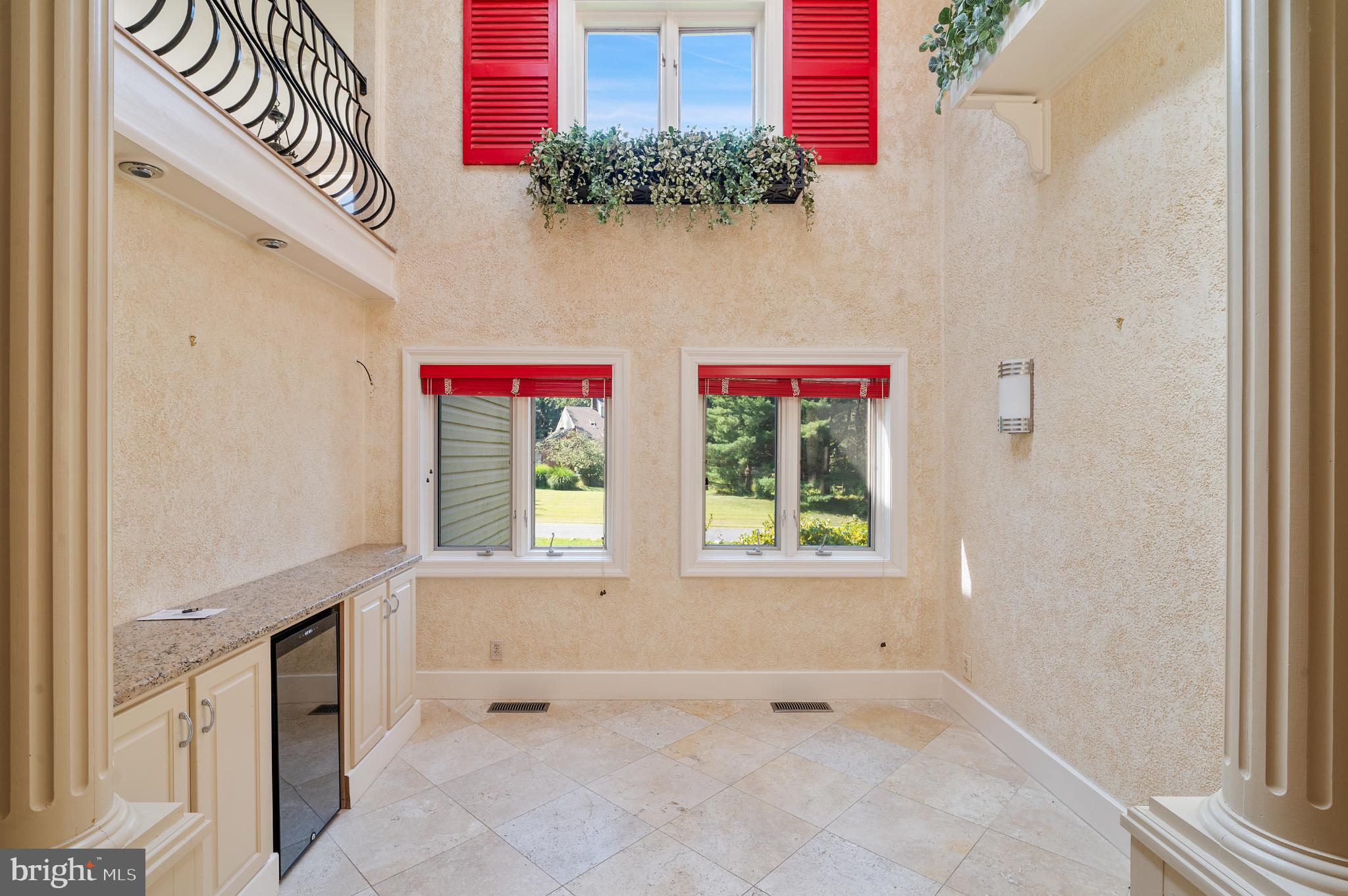 NORWOOD ESTATES - Residential Lease