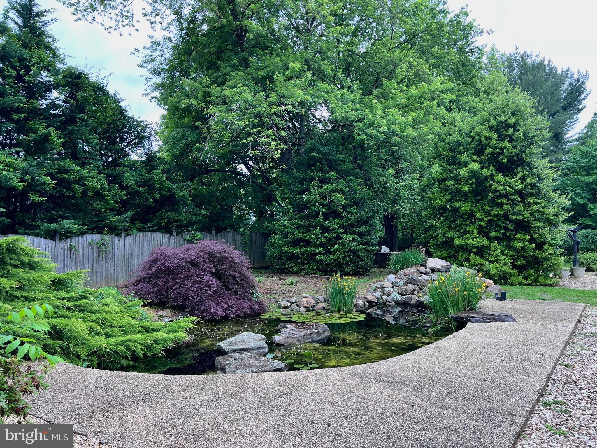 NORWOOD ESTATES - Residential Lease