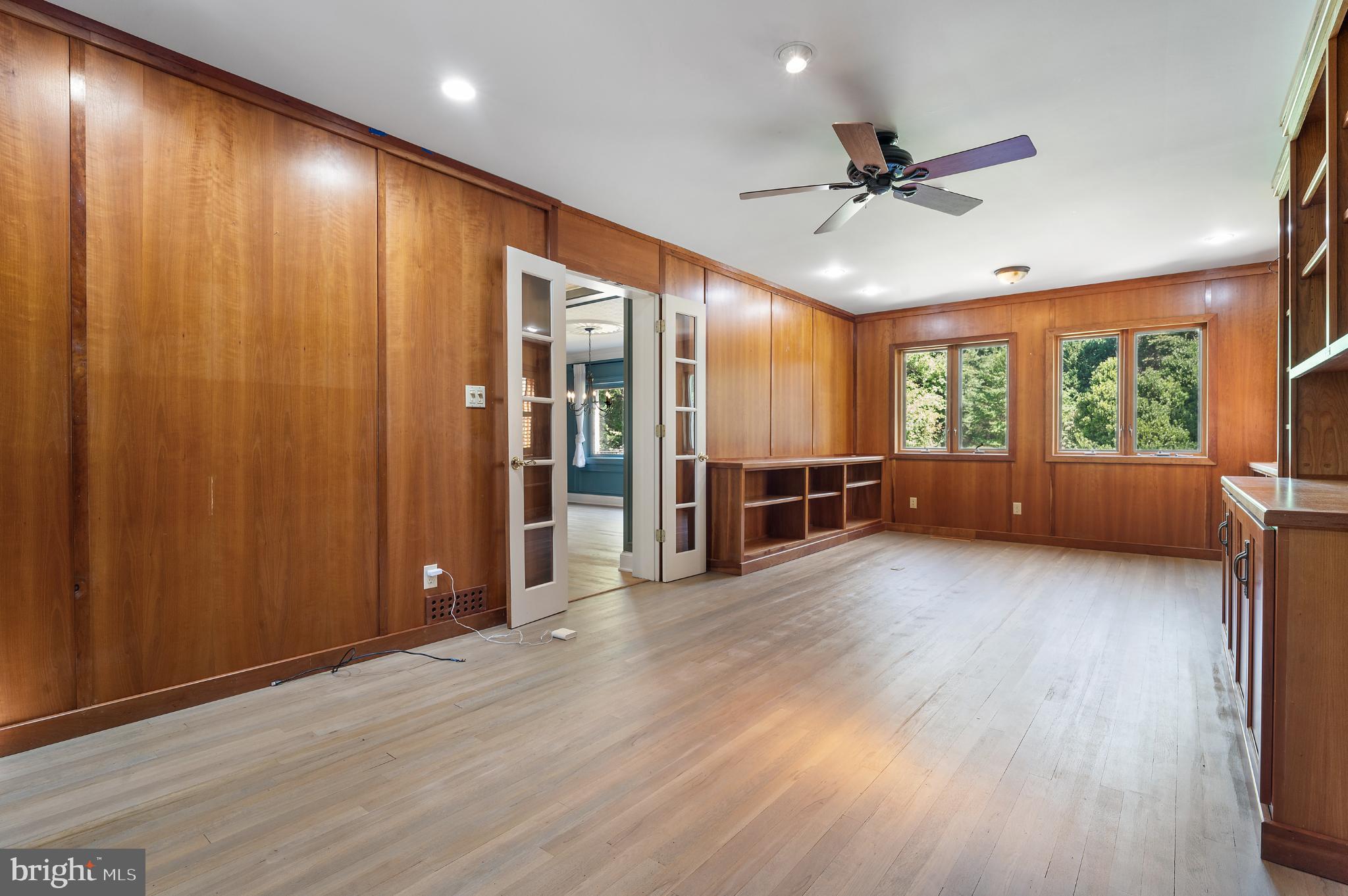 NORWOOD ESTATES - Residential Lease