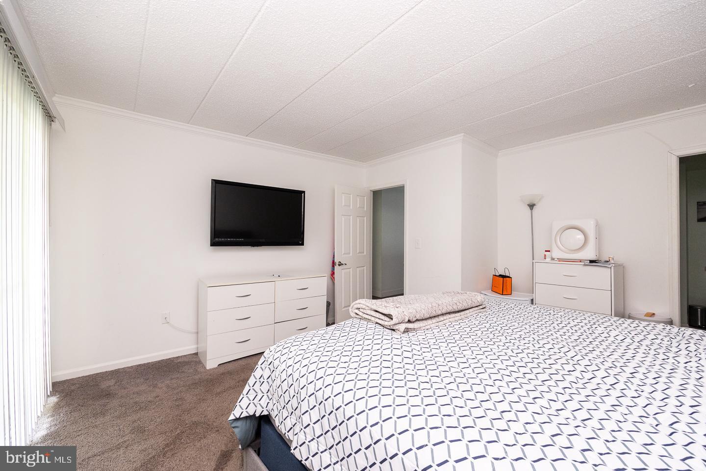 GOSHEN COMMONS - Residential