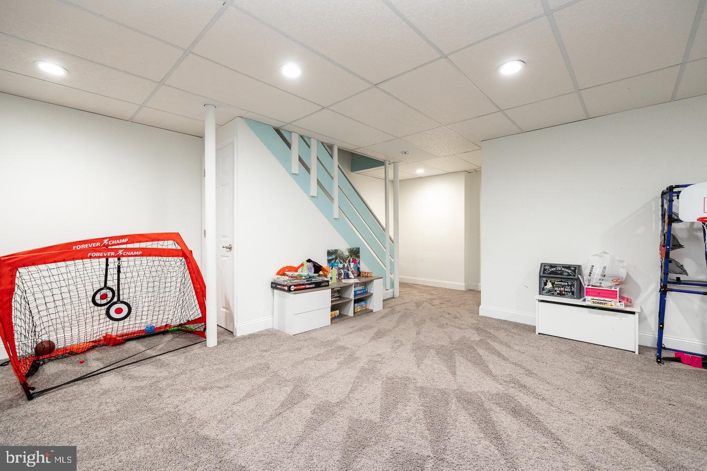 GOSHEN COMMONS - Residential