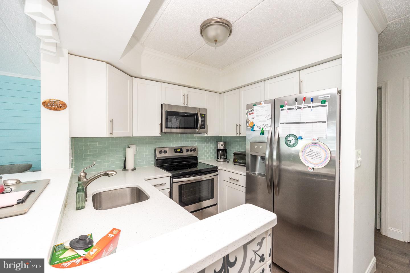 GOSHEN COMMONS - Residential