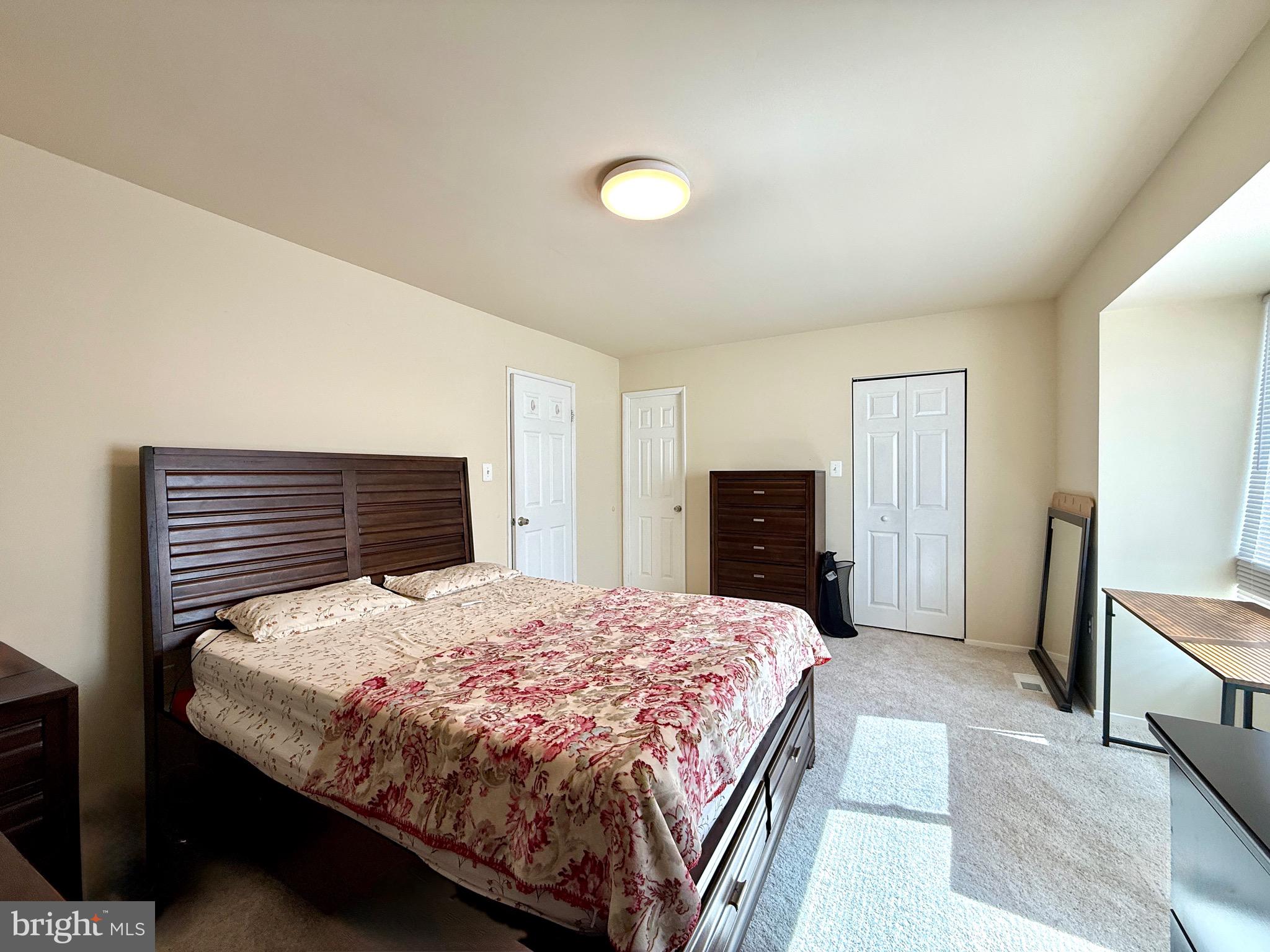 COVERSTONE SQUARE - Residential