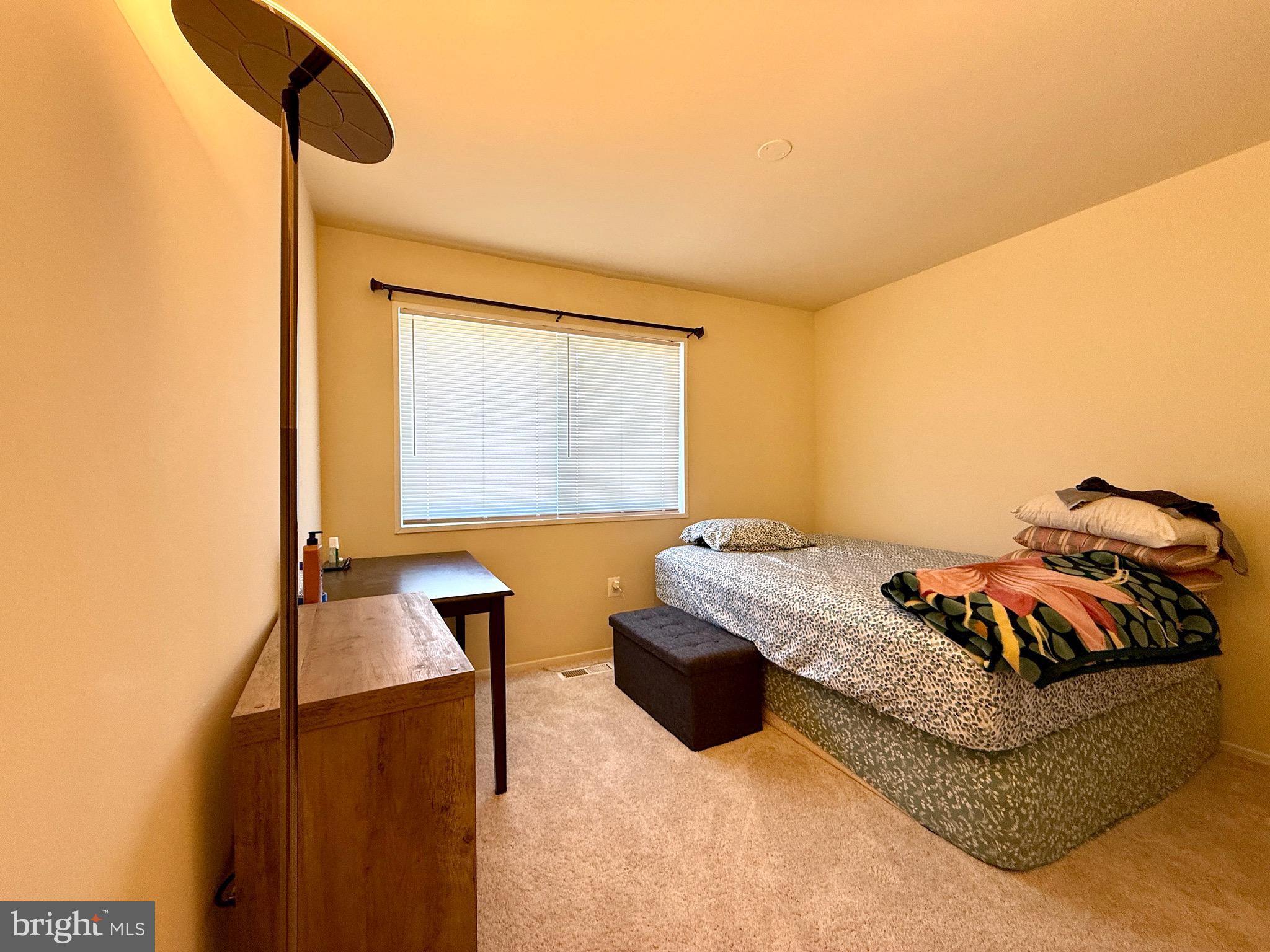 COVERSTONE SQUARE - Residential