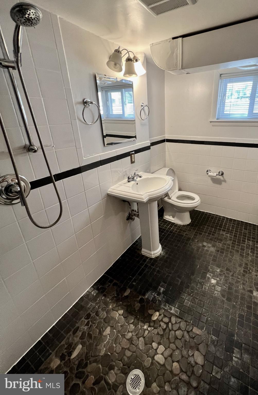 GLENWOOD - Residential Lease